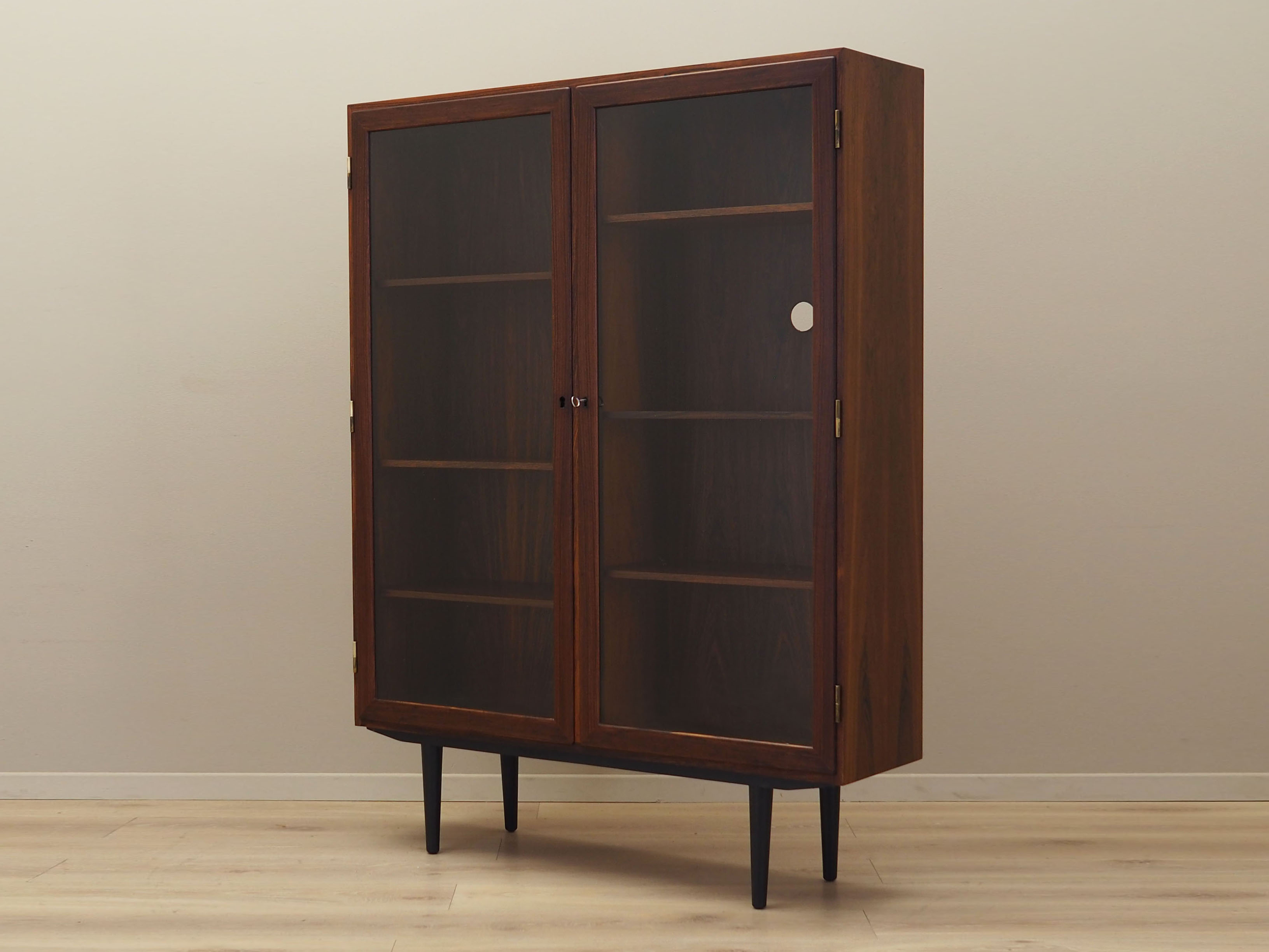 Rosewood showcase, Danish design, 1970s, designer: Carlo Jensen, production: Hundevad