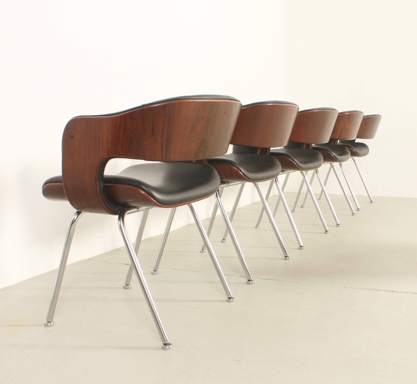 Set of six Oxford chairs by Martin Grierson for Arflex, 1963