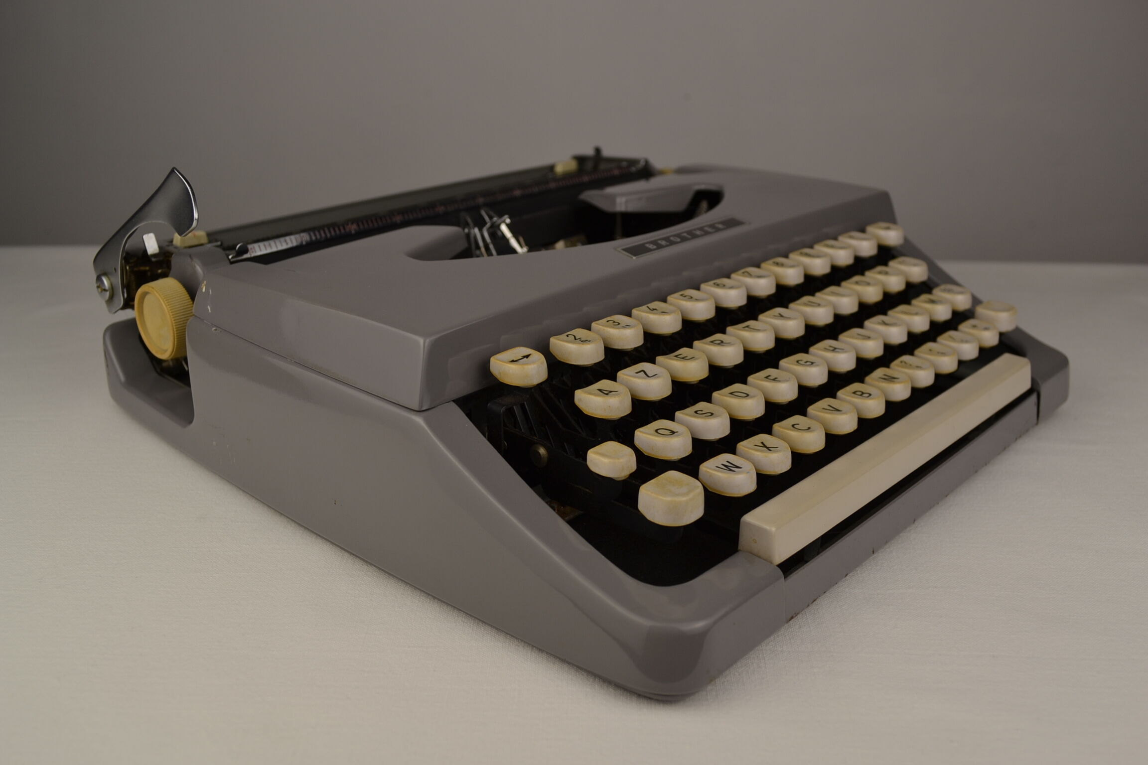 Brother typewriter with his binder - 1960s