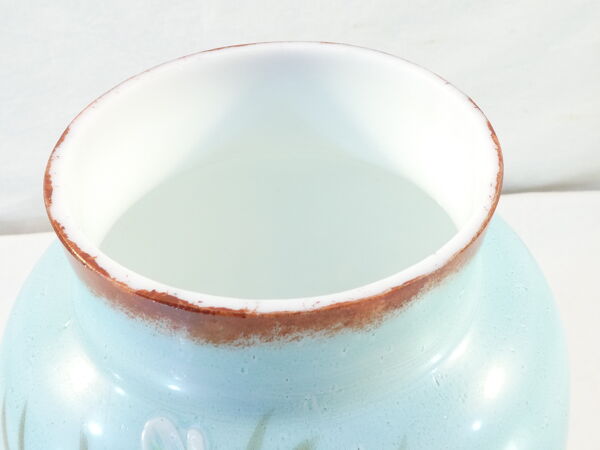 Vase en opaline verre opalin peint a la main decor de fleur