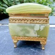 Ashtray, onyx jewellery box from the 1960s, vintage Italy.