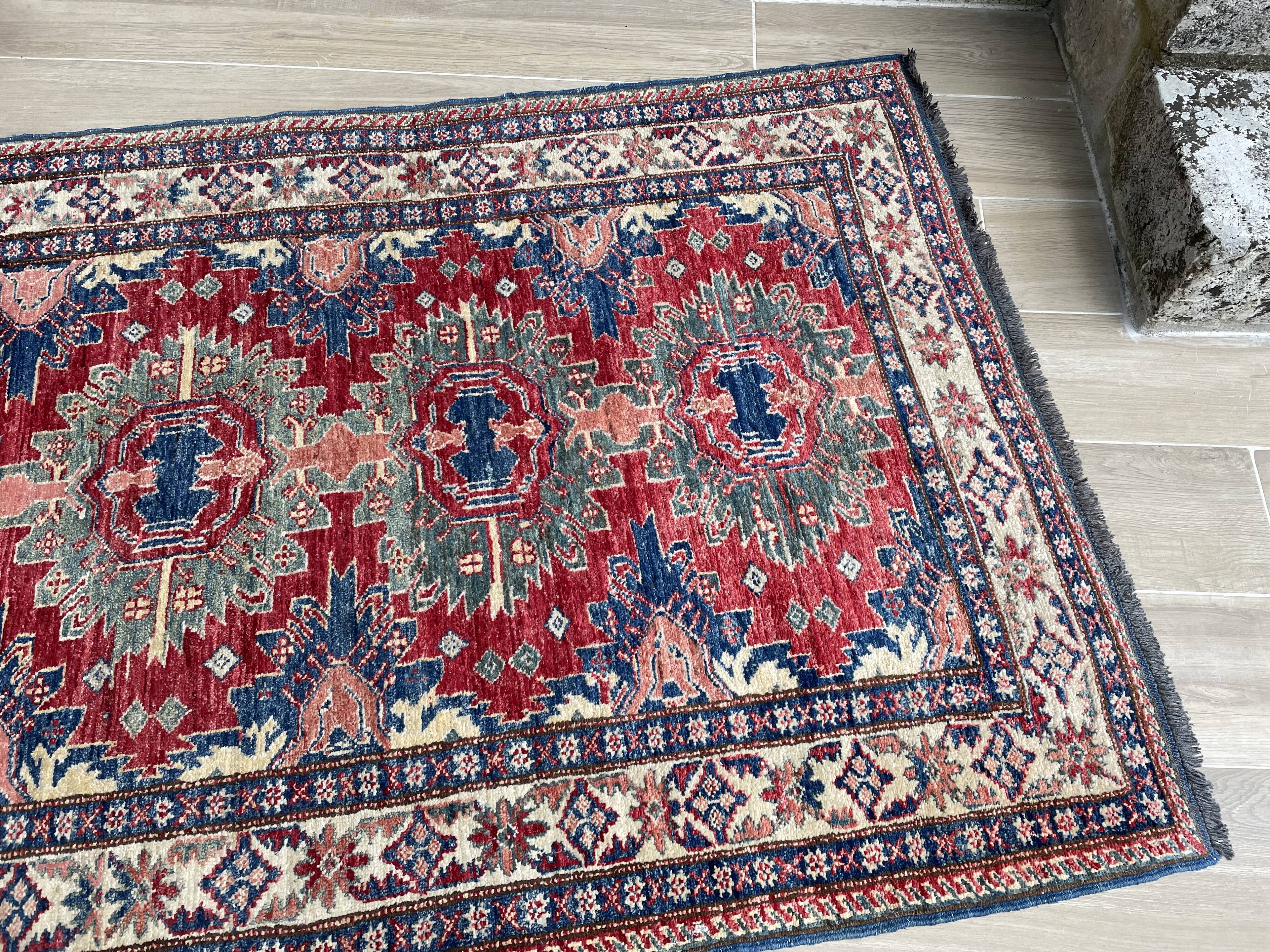 Carpet wool and silk 188x121cm