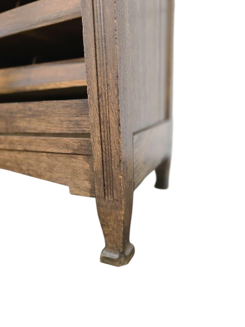 Commode à tiroirs vintage en bois / armoire d'archives / armoire de notaire
