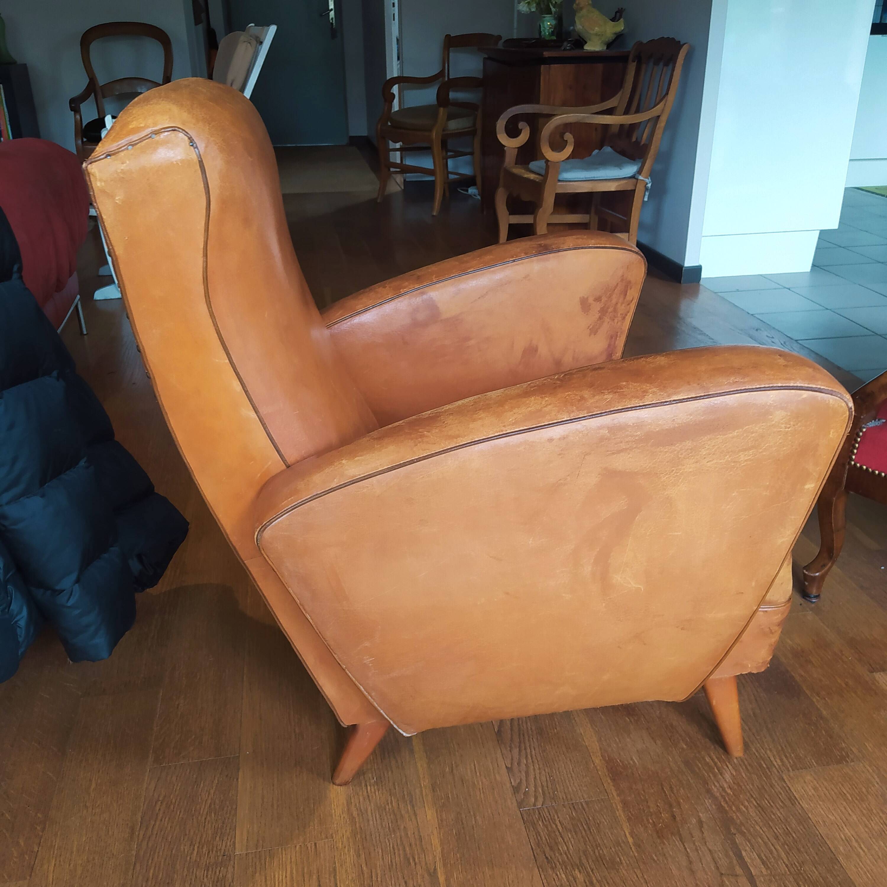 Leather club chair 1950/1960