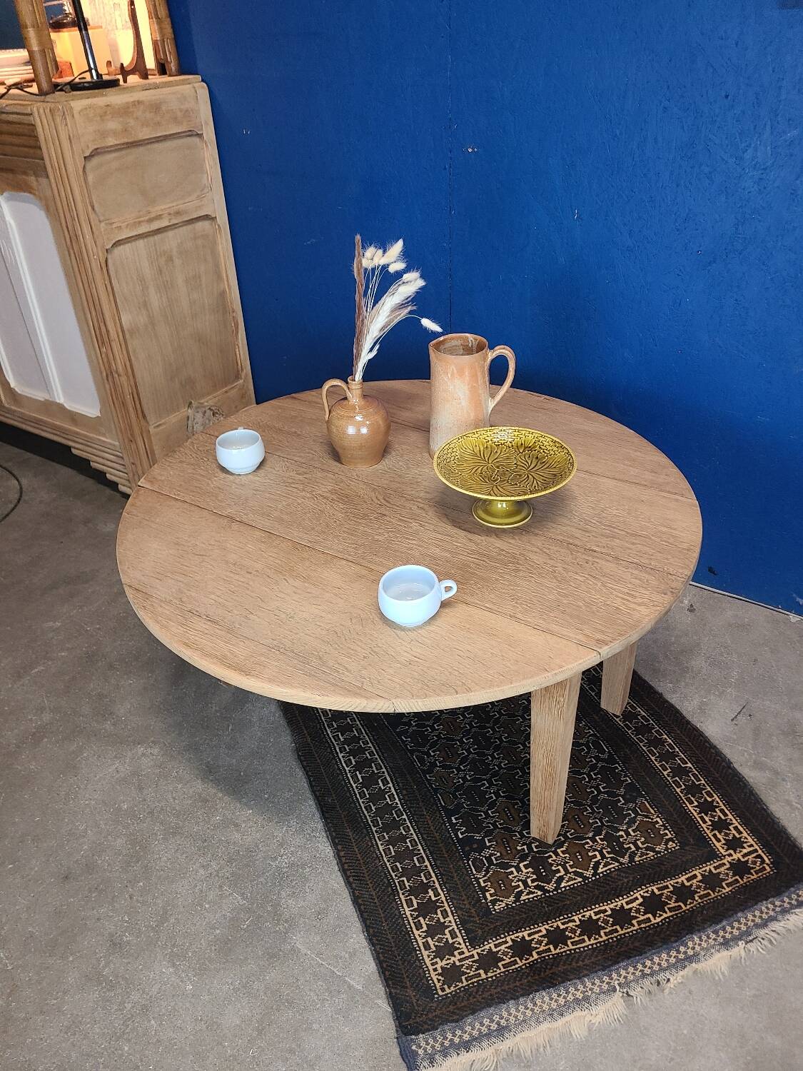 Vintage farmhouse coffee table with flap