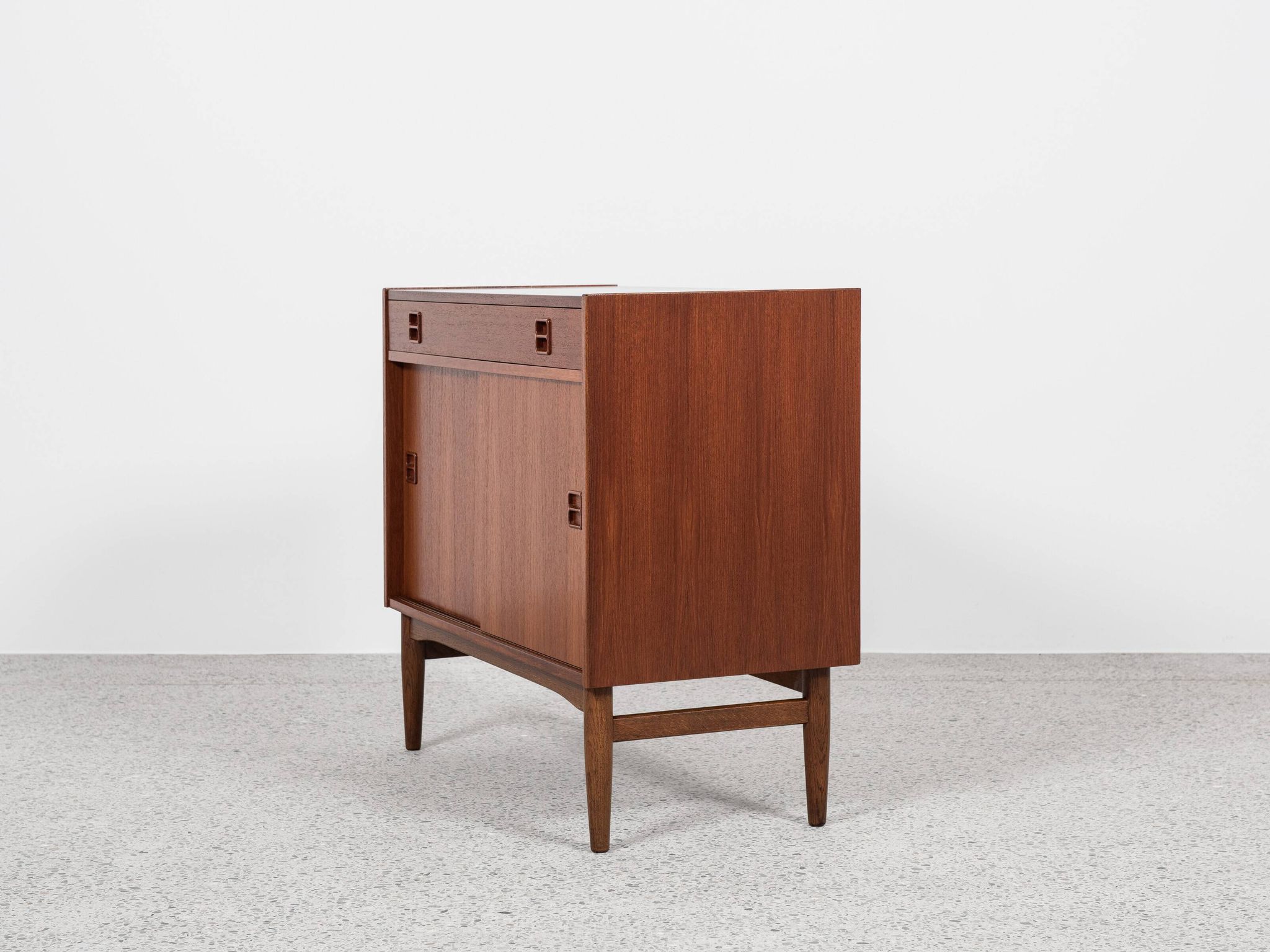 Midcentury Danish cabinet in teak with 1 drawer and 2 sliding doors 1960s