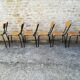 Chaises d'écolier vintage