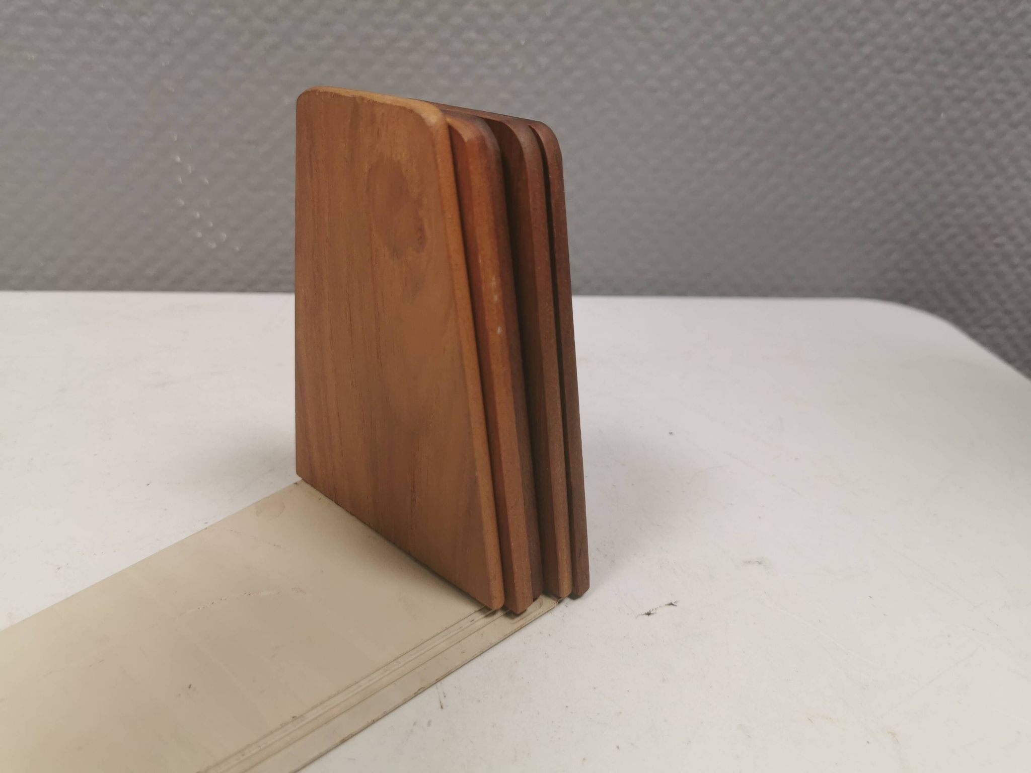 5 vintage bookends from the 1960s, teak with metal feet by Kai Kristiansen