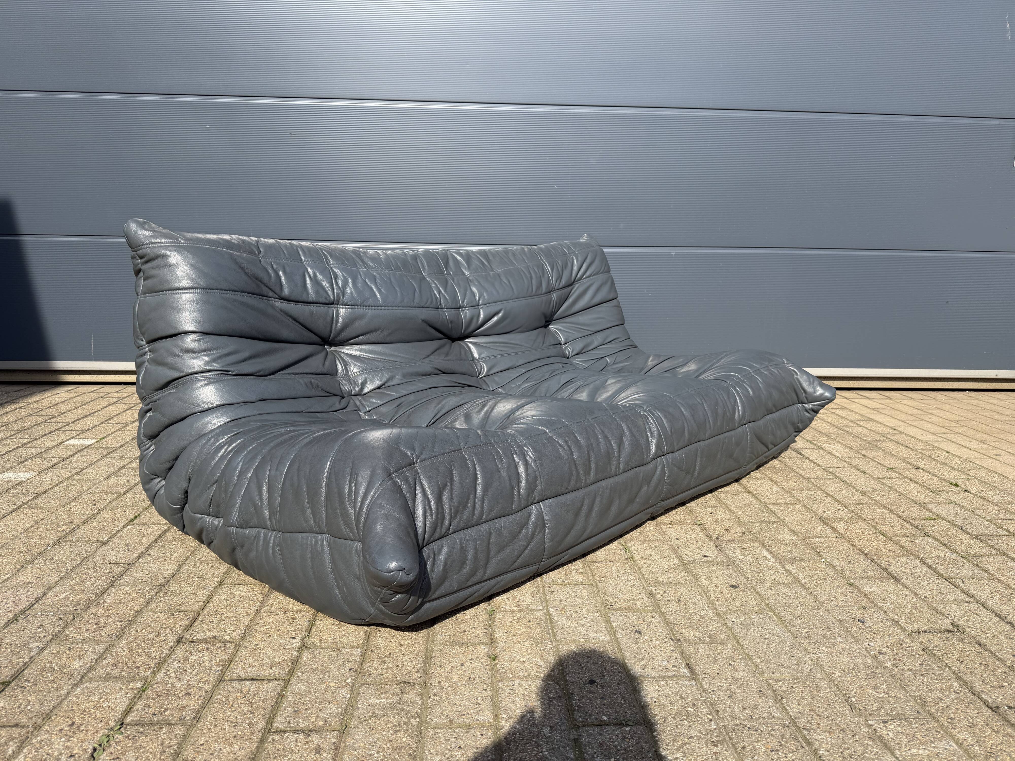 100% authentic Ligne Roset Togo 3-seater Anthracite Grey leather