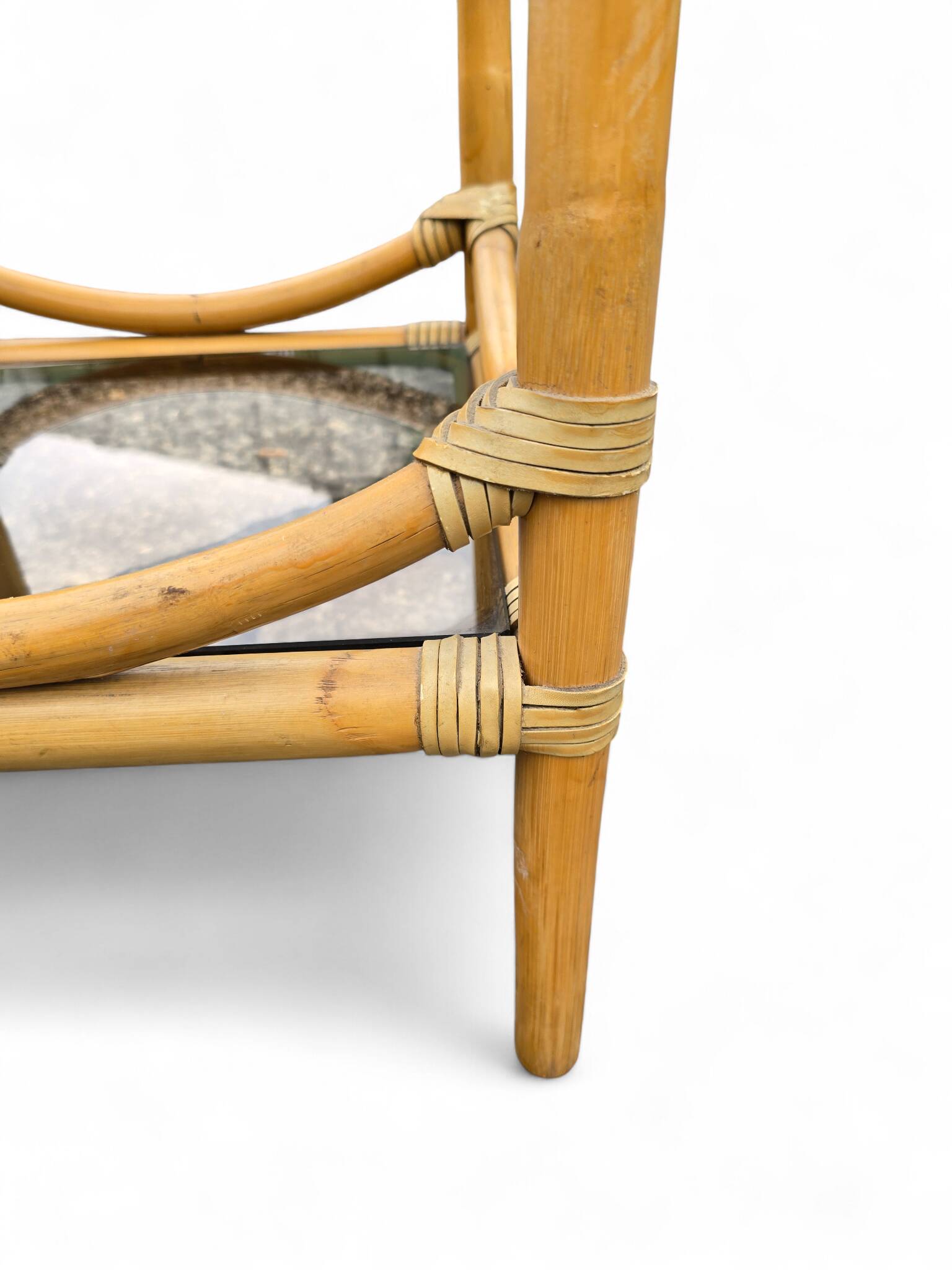 Table d'appoint en bambou et plateaux en verre