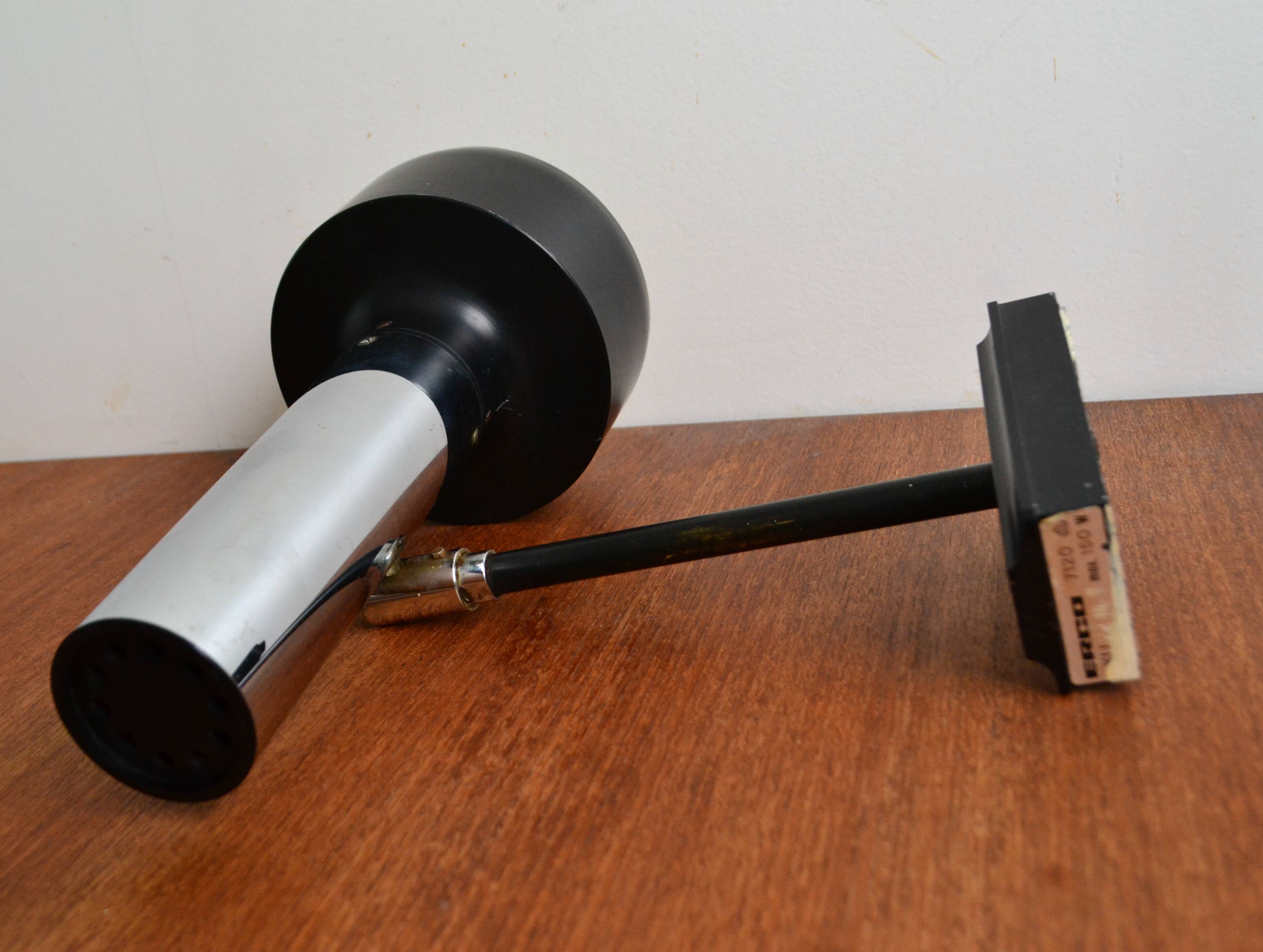 ERCO spotlight wall light from the 70s