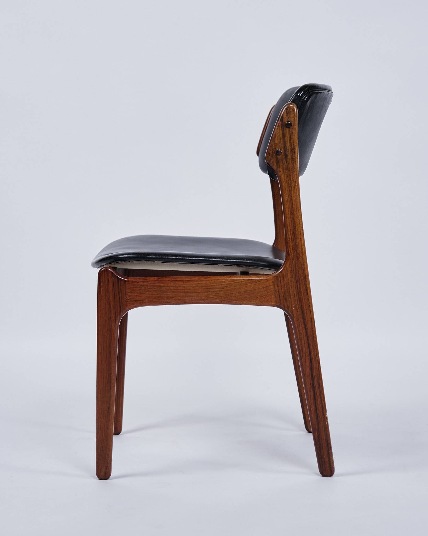 Set of six dining chairs – Erik Buch – Model OD 49 – Rosewood and black leather – O.D. Furniture – 1950s