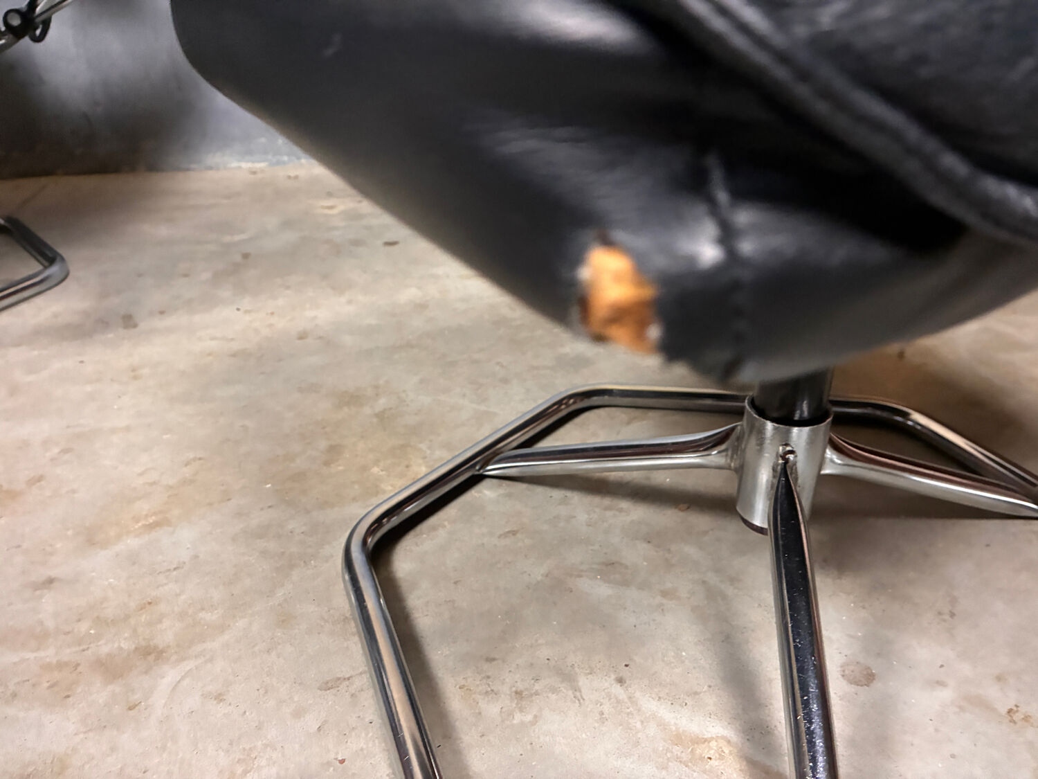 Unico Danish design chrome hocker leather  recliner