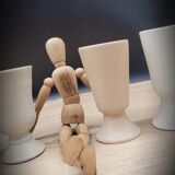 Set 4 mismatched beige cups