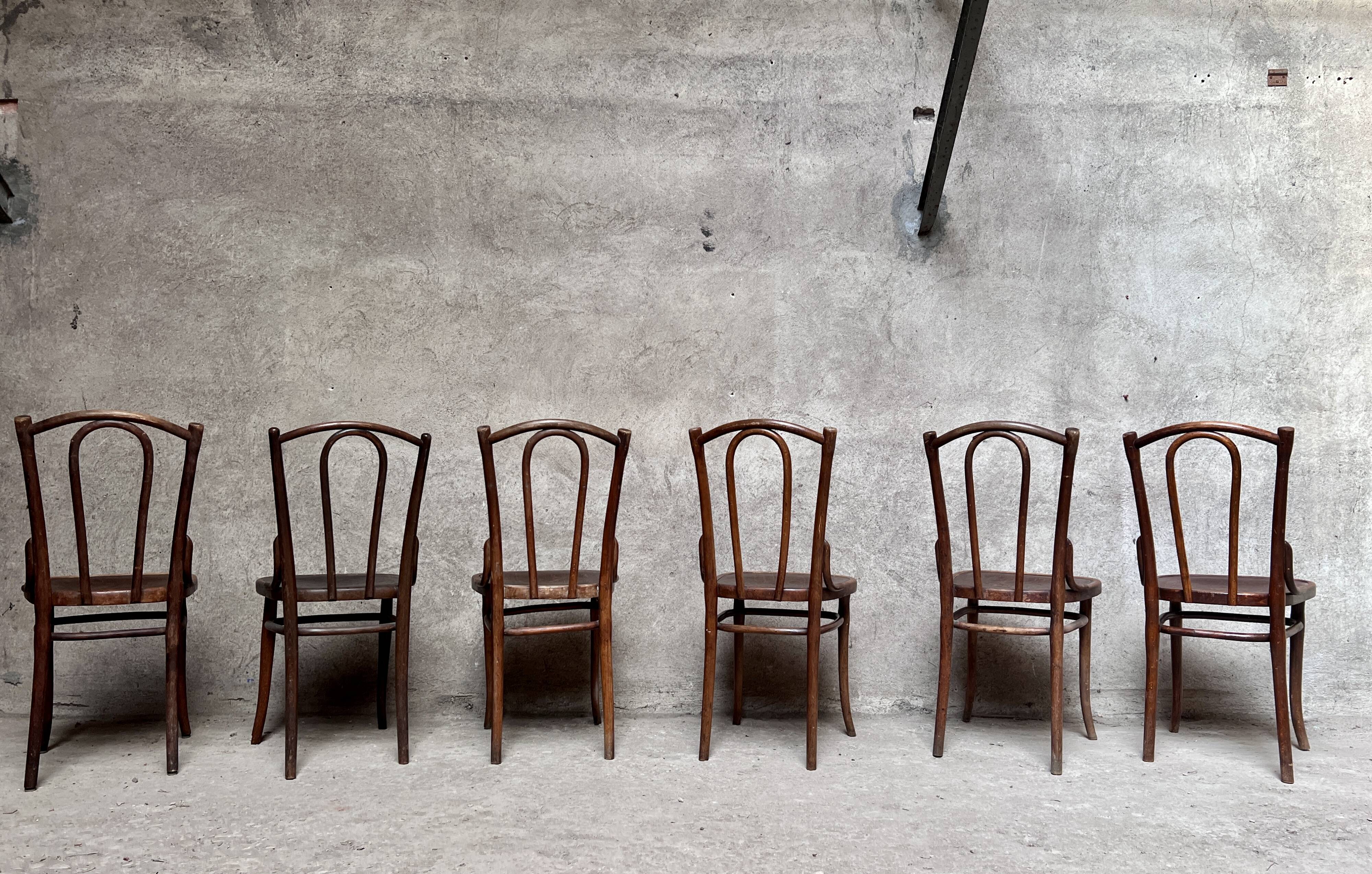 Set of 6 vintage bistro chairs