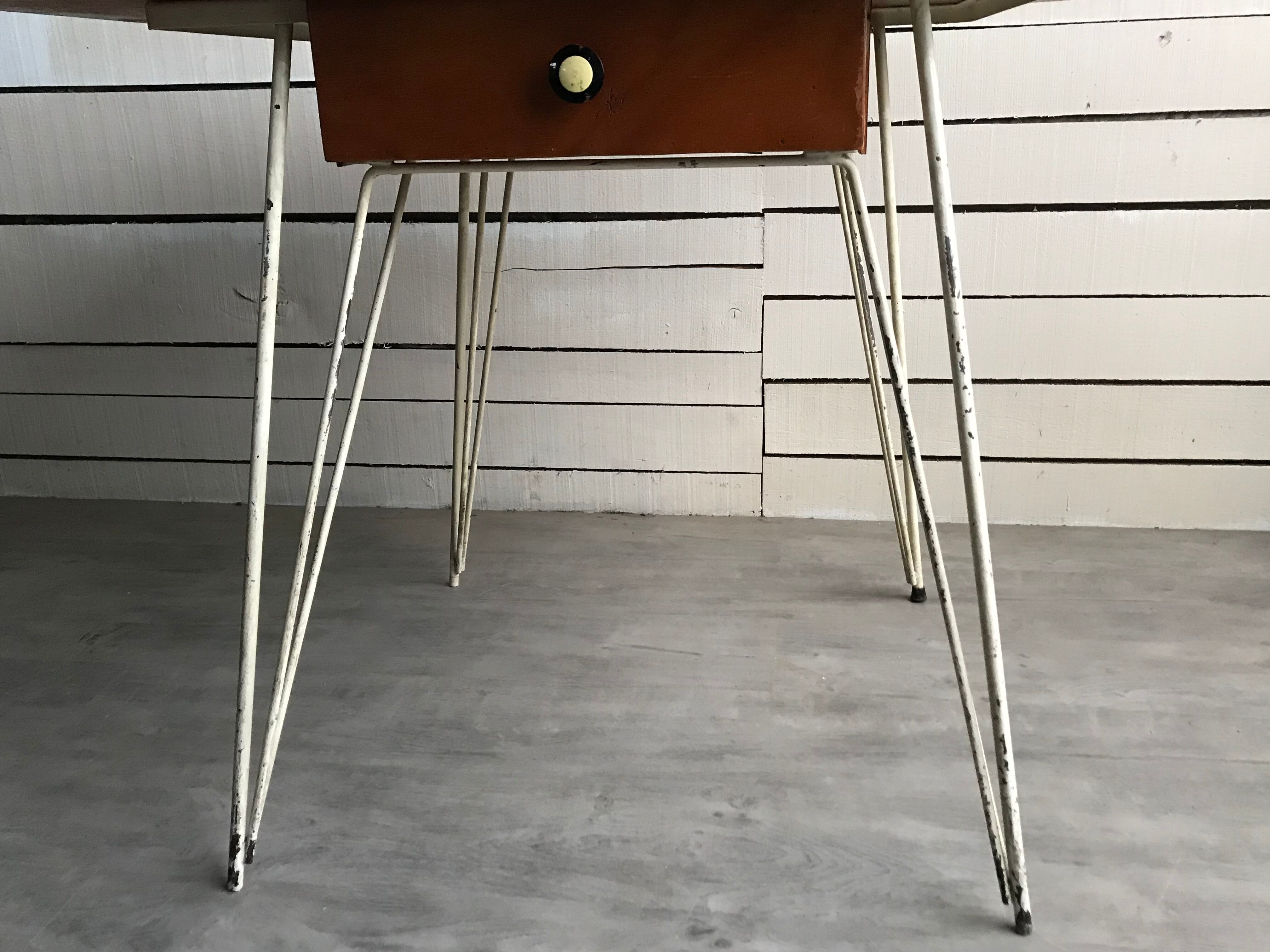 Table vintage Formica Eiffel