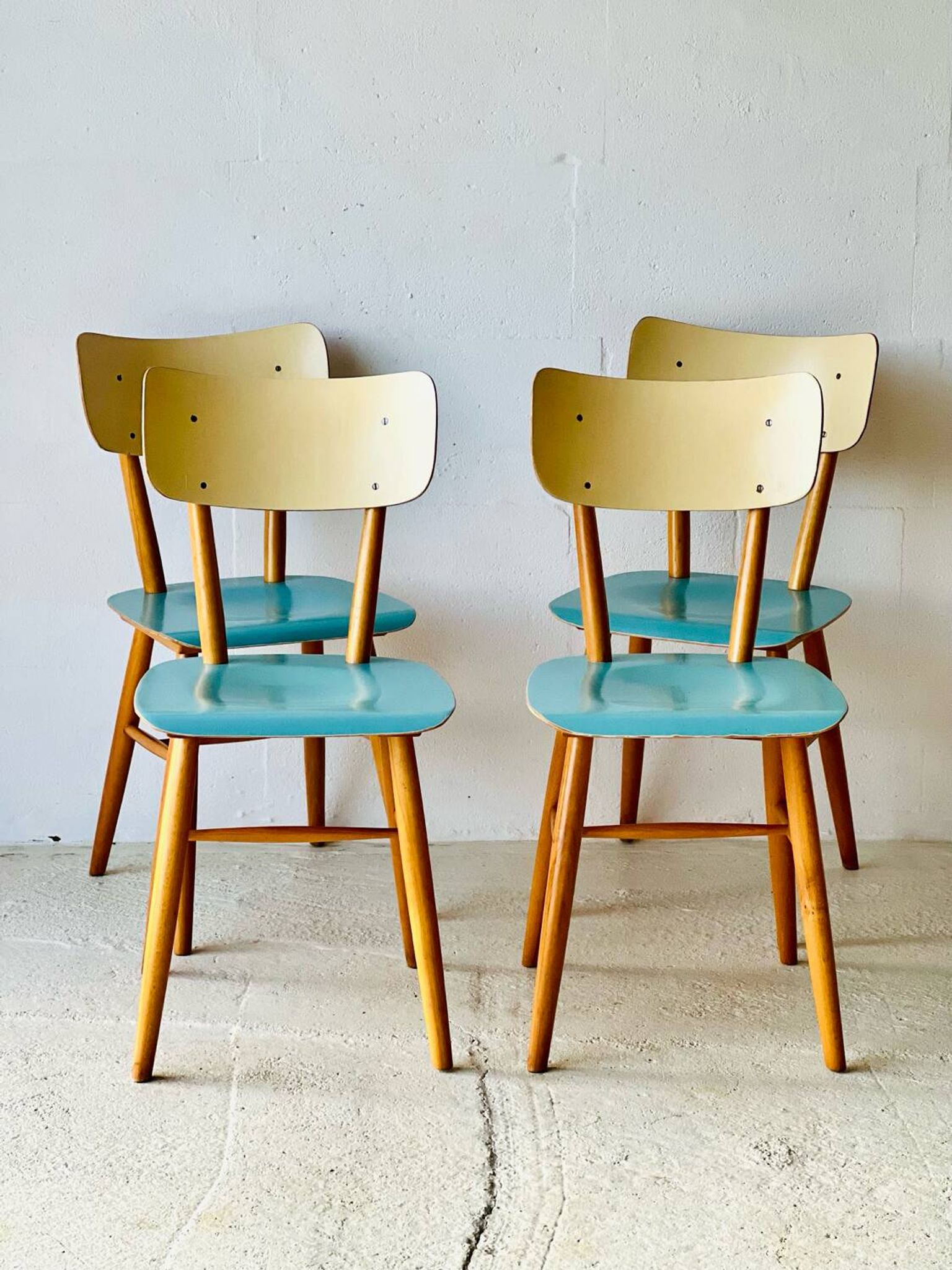 Chaises Birtro de Ton, années 1960.