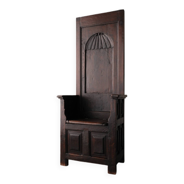Throne chair in solid oak, renaissance