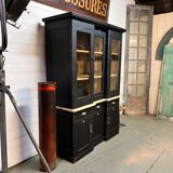 Buffet two bodies of commerce.