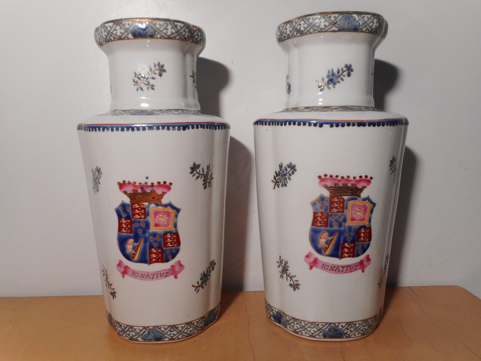 Pair of 19th century porcelain vases China East India Company