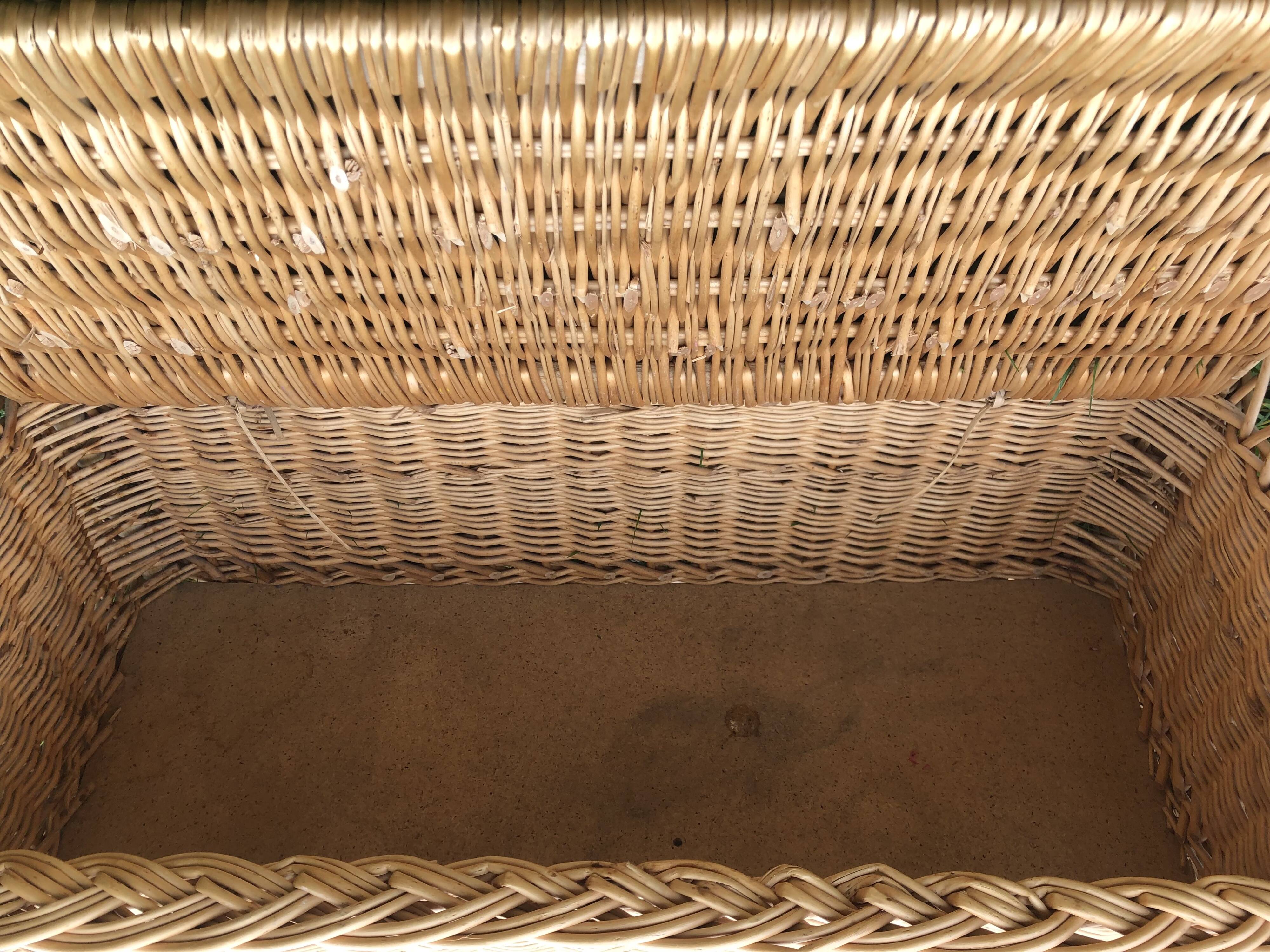 Vintage 60s rattan storage bench