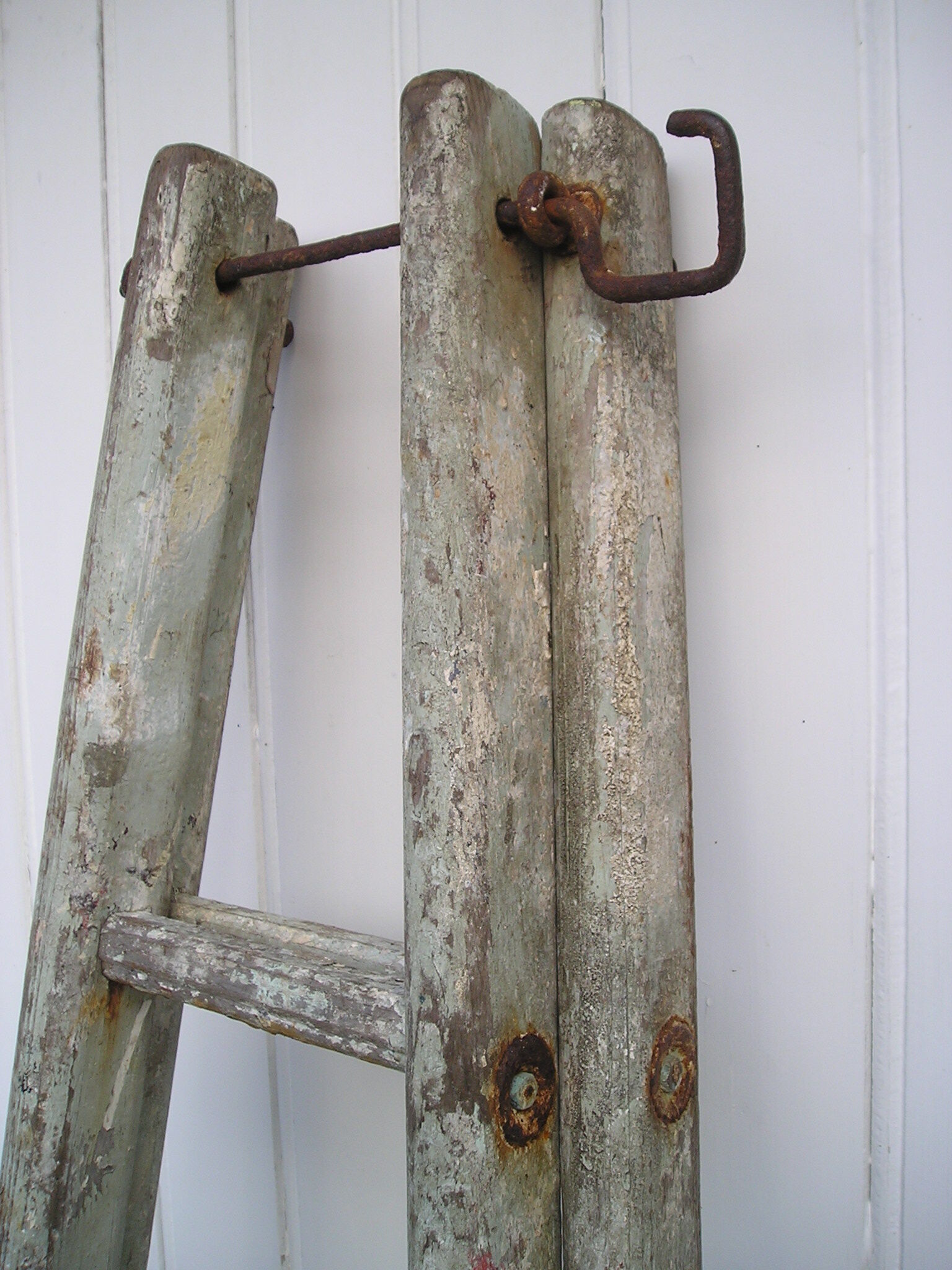 Echelle de peintre ancienne en bois