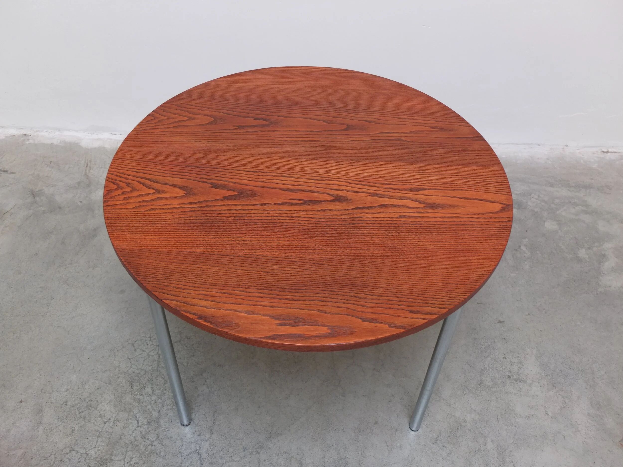 Round dining table in the style of Alfred Hendrickx, 1960s