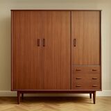 Armoire vintage scandinave en teck massif dressing 1960