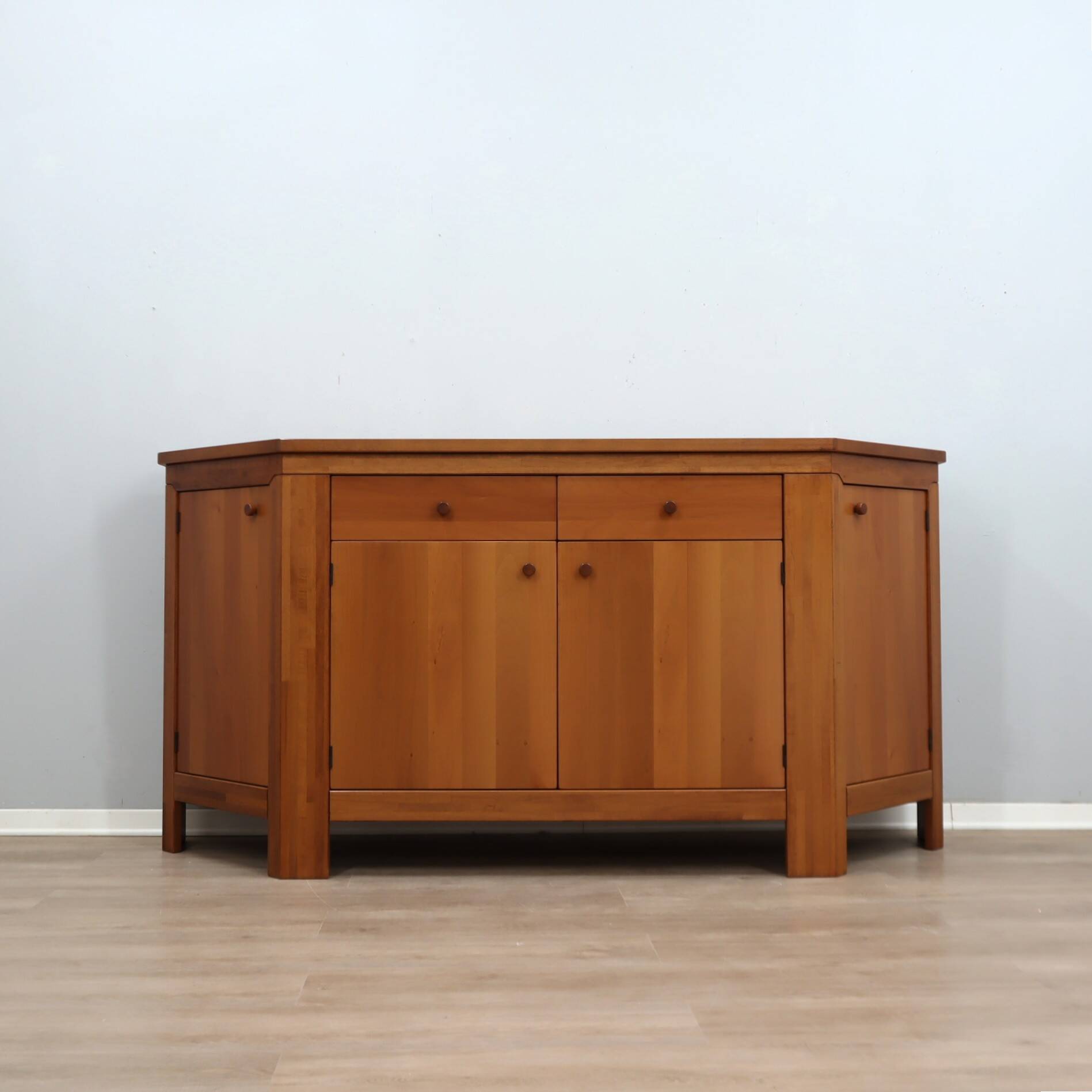Vintage 1970s Italian solid maxxello walnut sideboard Scarpa, Michelucci st