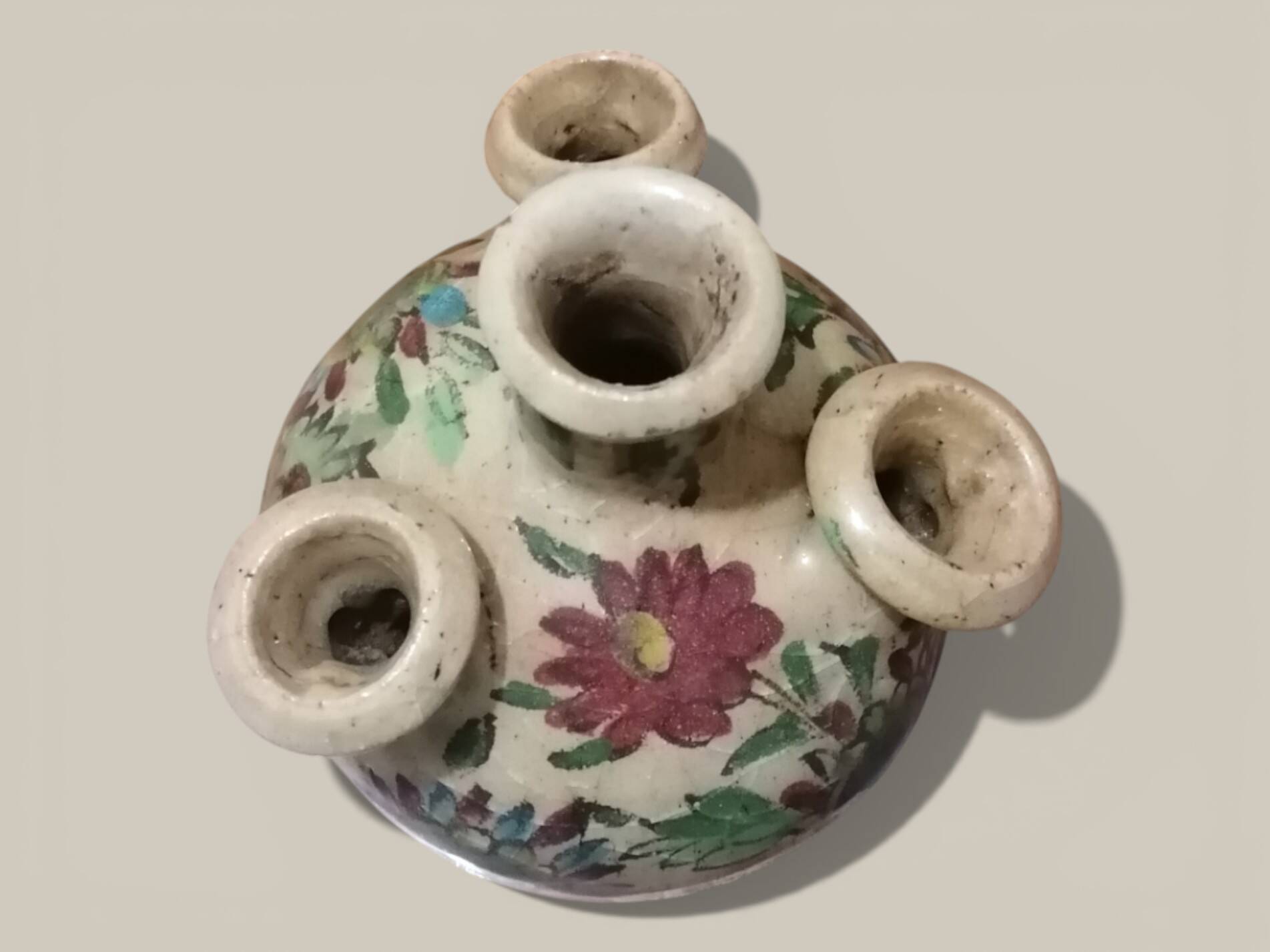 Antique flower vase in Iznik ceramic - Persia (Turkey/Iran) - Period