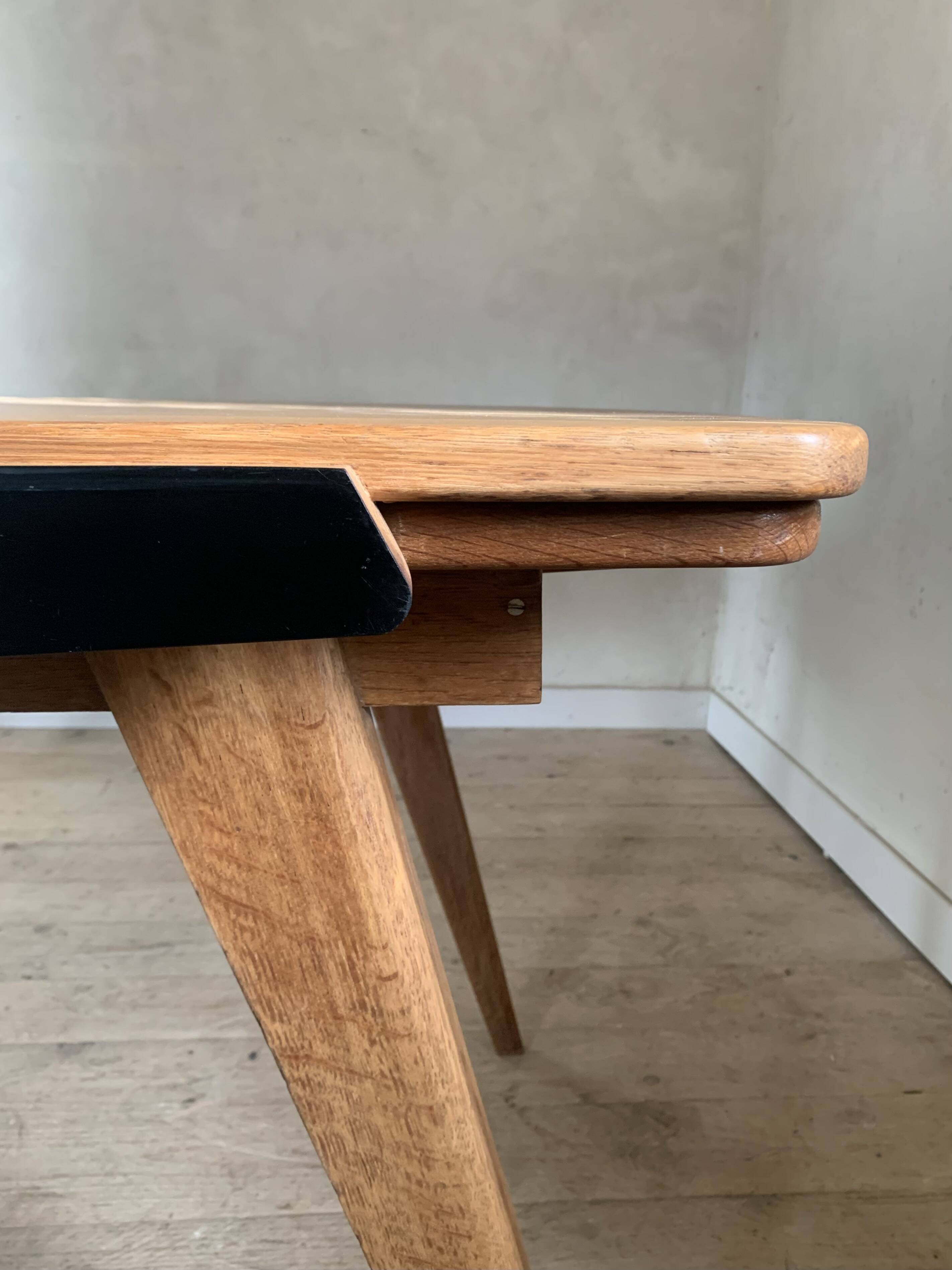Table rectangulaire vintage en chêne