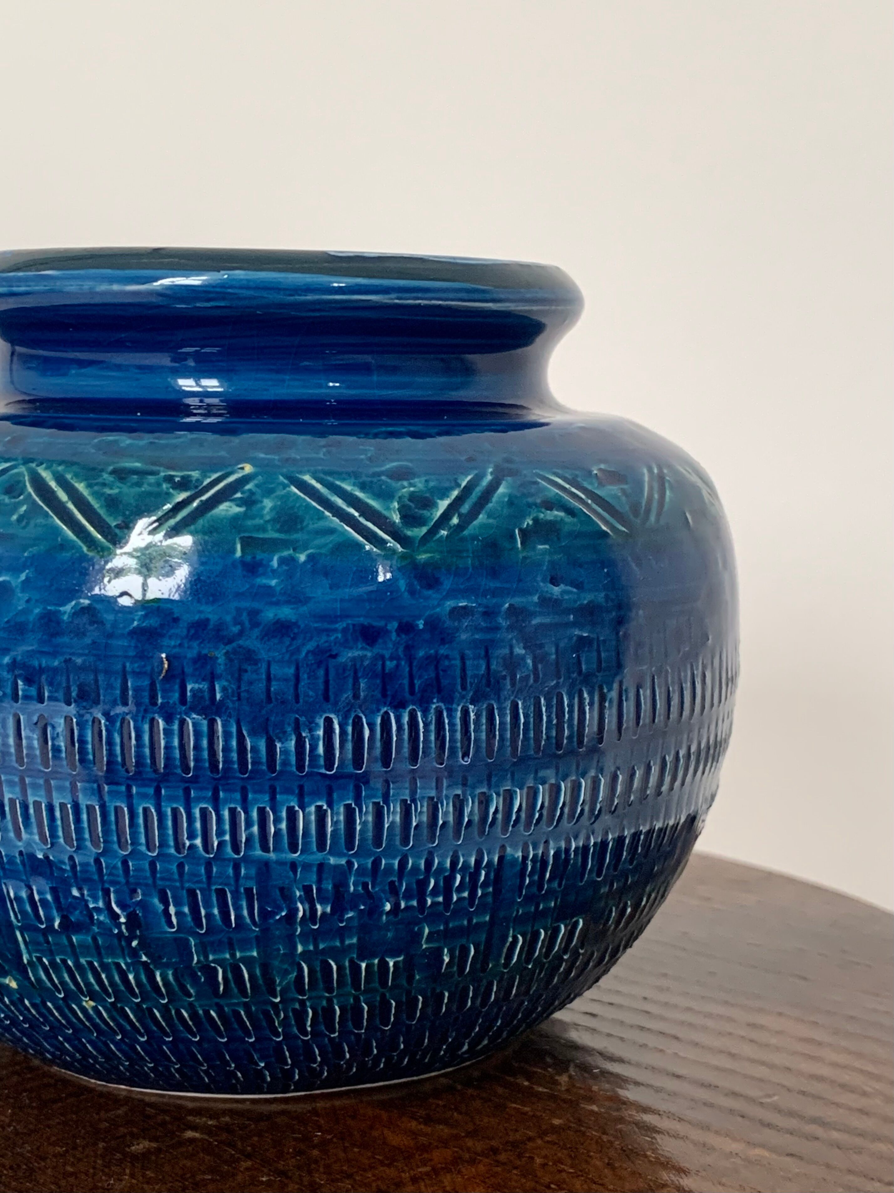 Vase by aldo londi for bitossi, italy 60s.