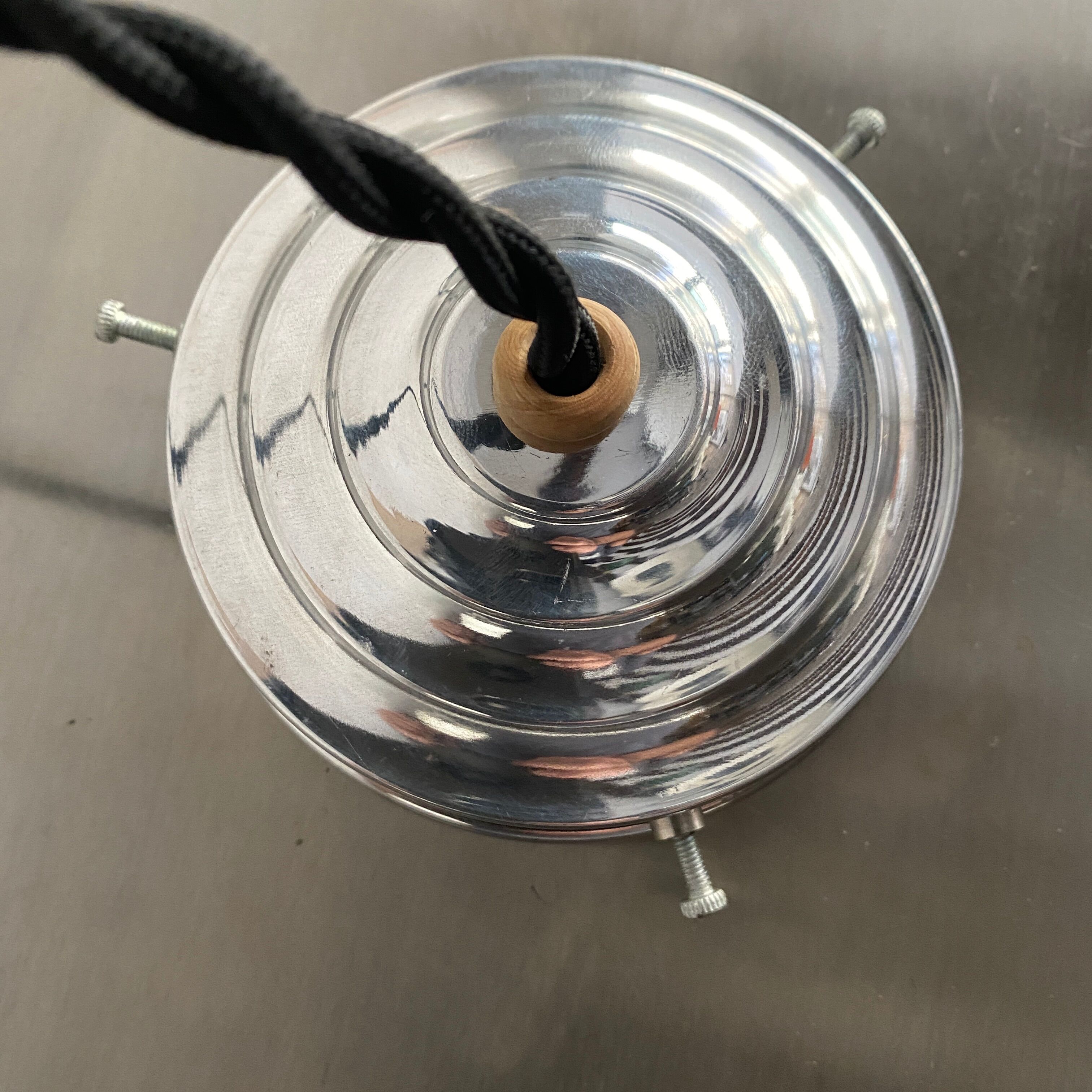 Lot 2 opaline hanging lamps