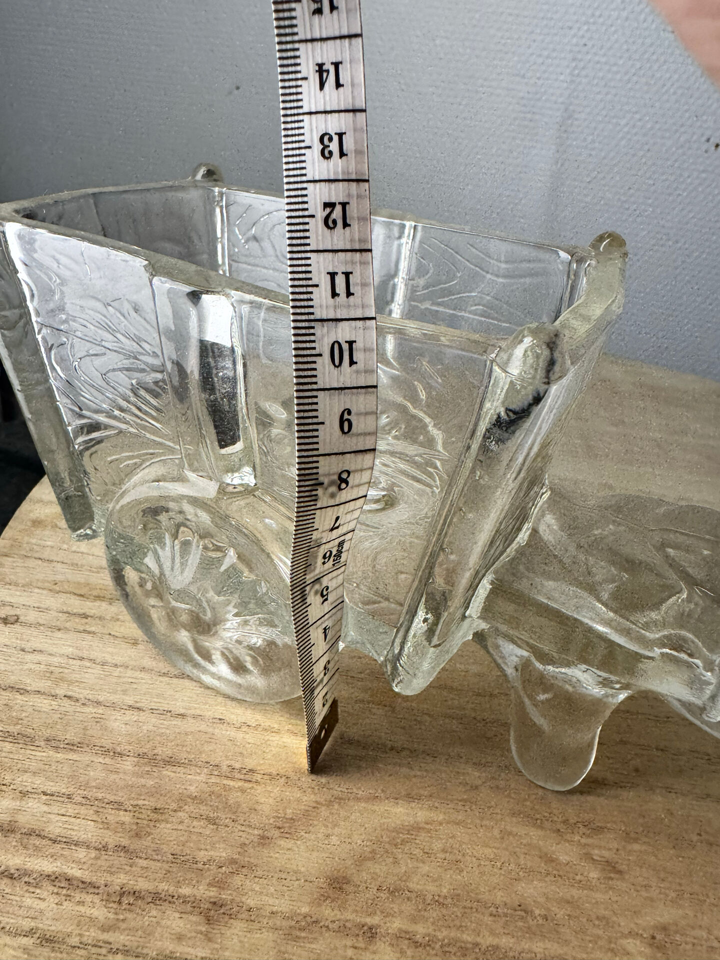 Vintage horse and cart glass trinket dish