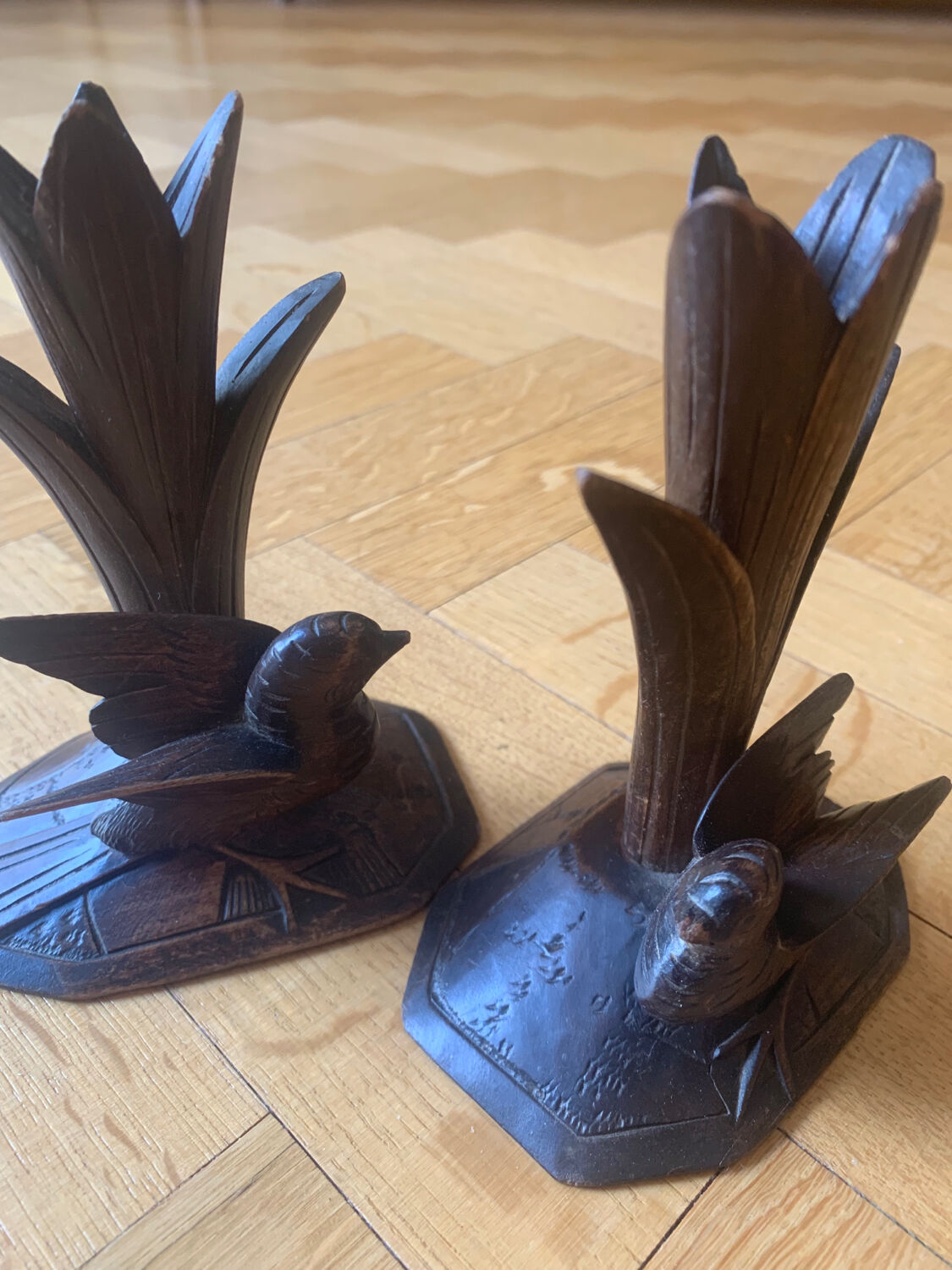 Carved wooden bird candlesticks - Black Forest