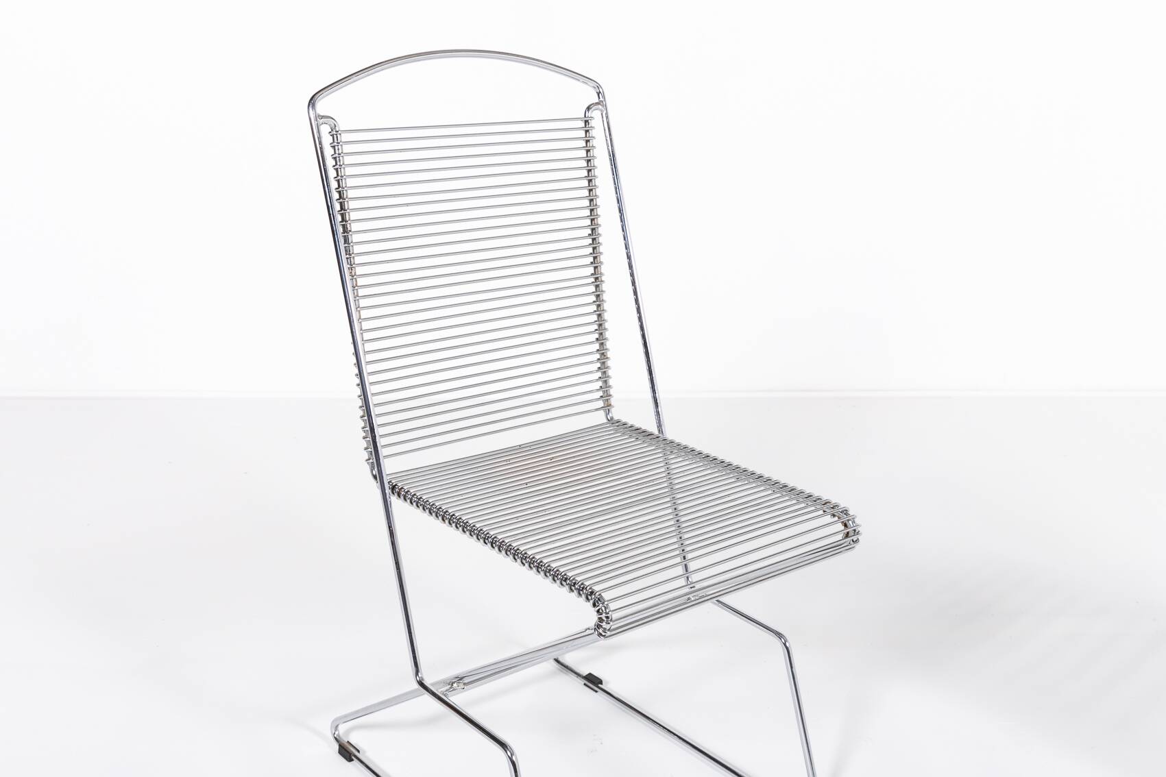 Set of 4 Vintage Architectural steel wire chairs, Italy