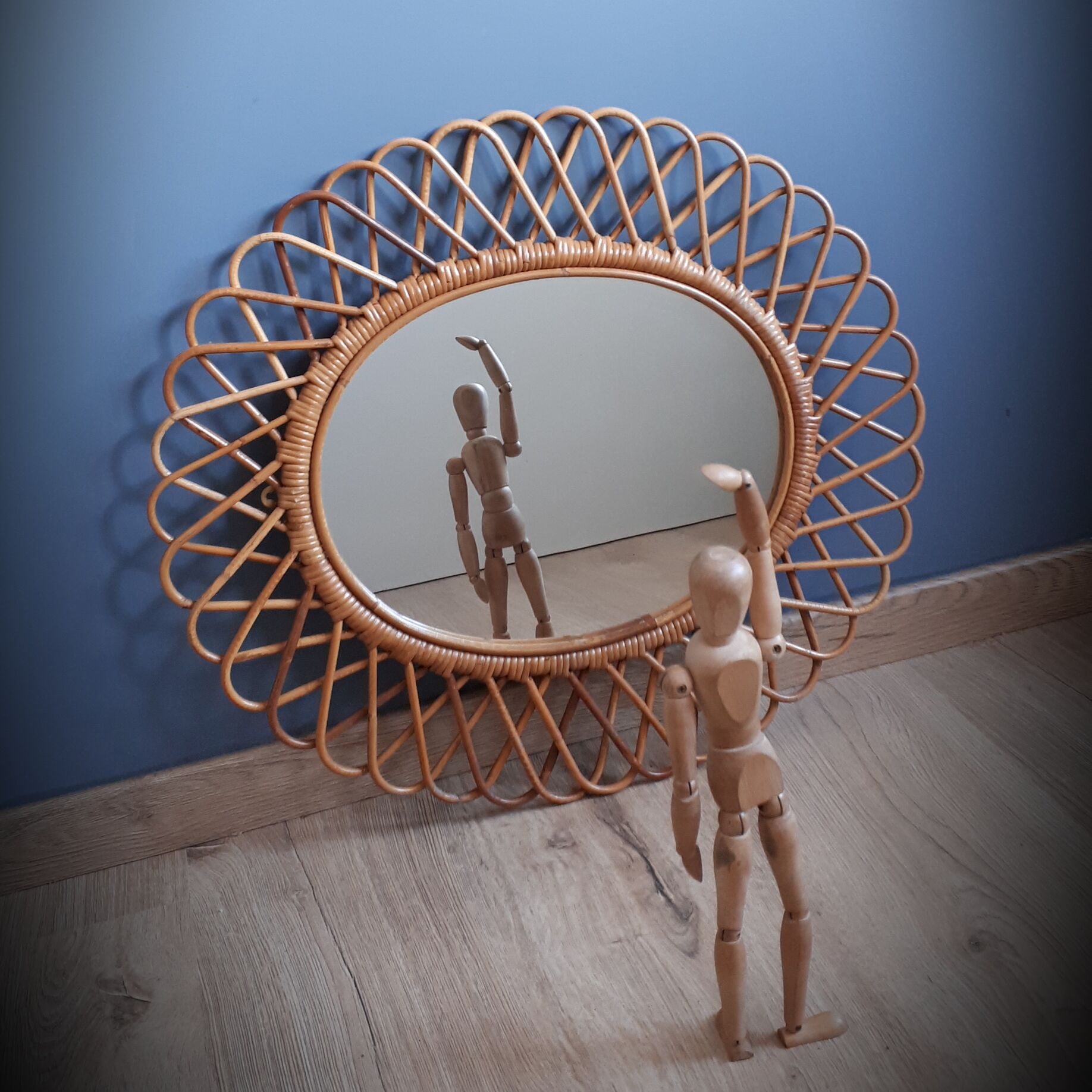 Old rattan oval mirror 58x50cm