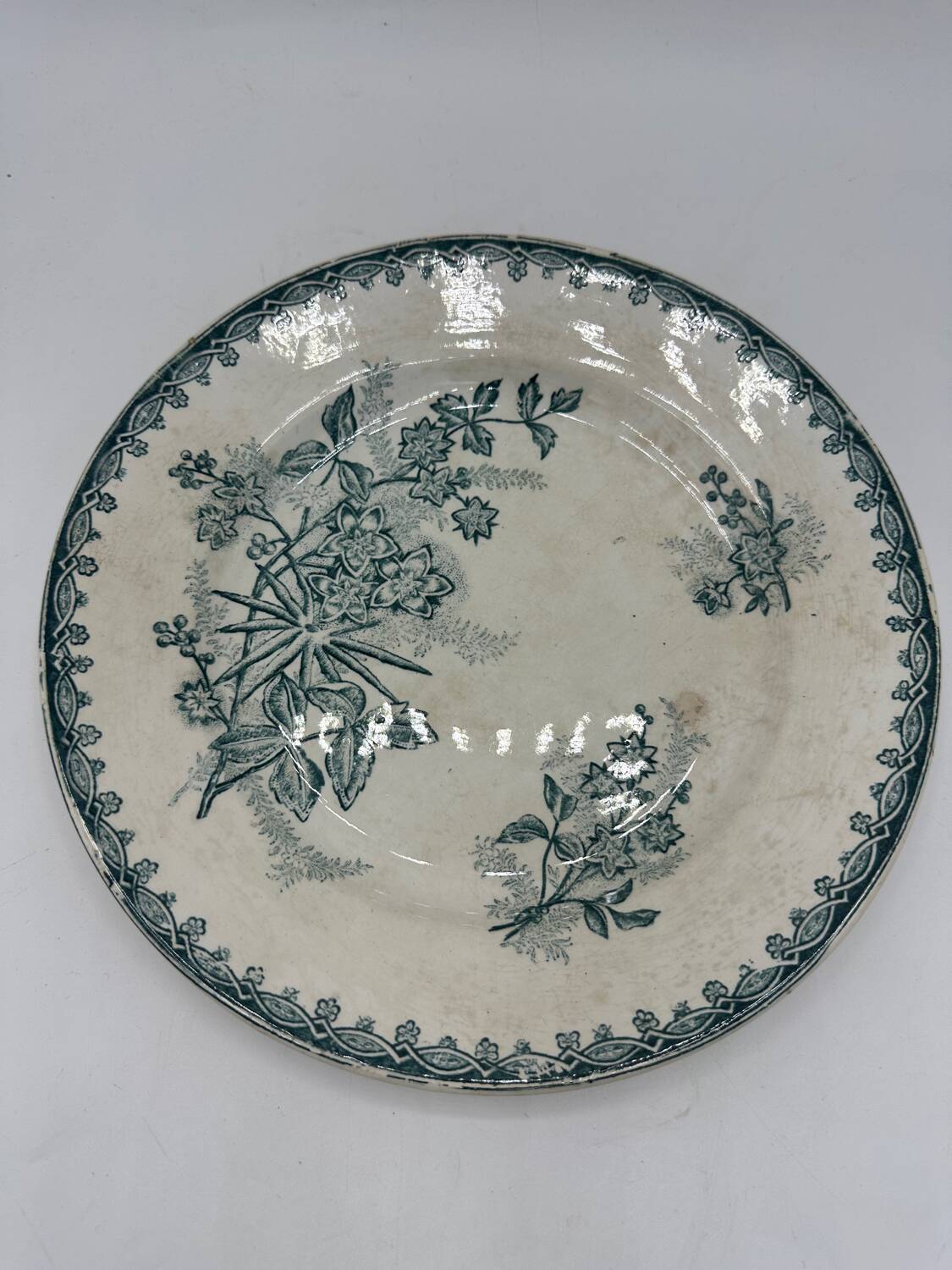 Iron Earth Holy Lover Plate