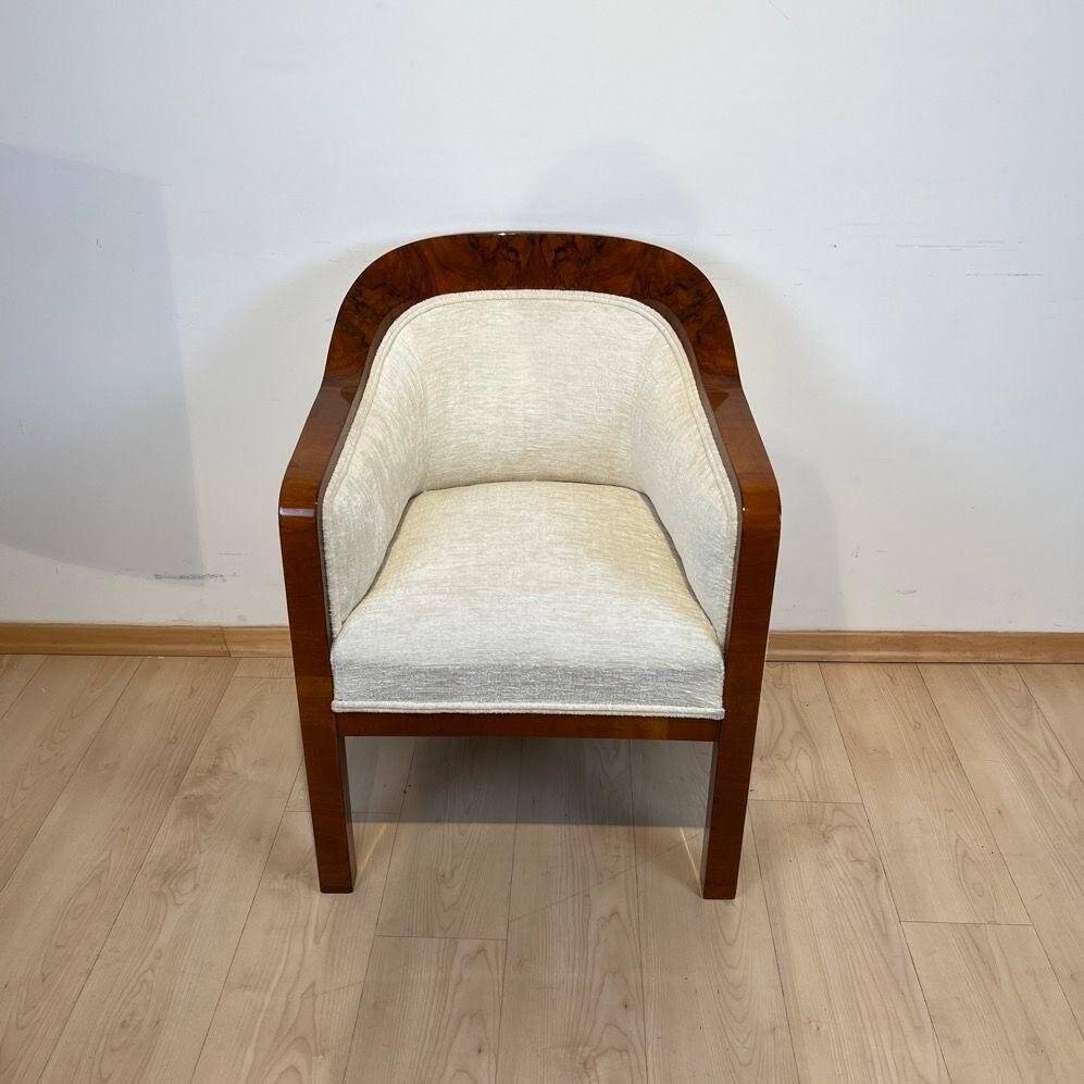 Biedermeier Bergege Chair in Walnut & Creme Velvet, Austria, 1840s