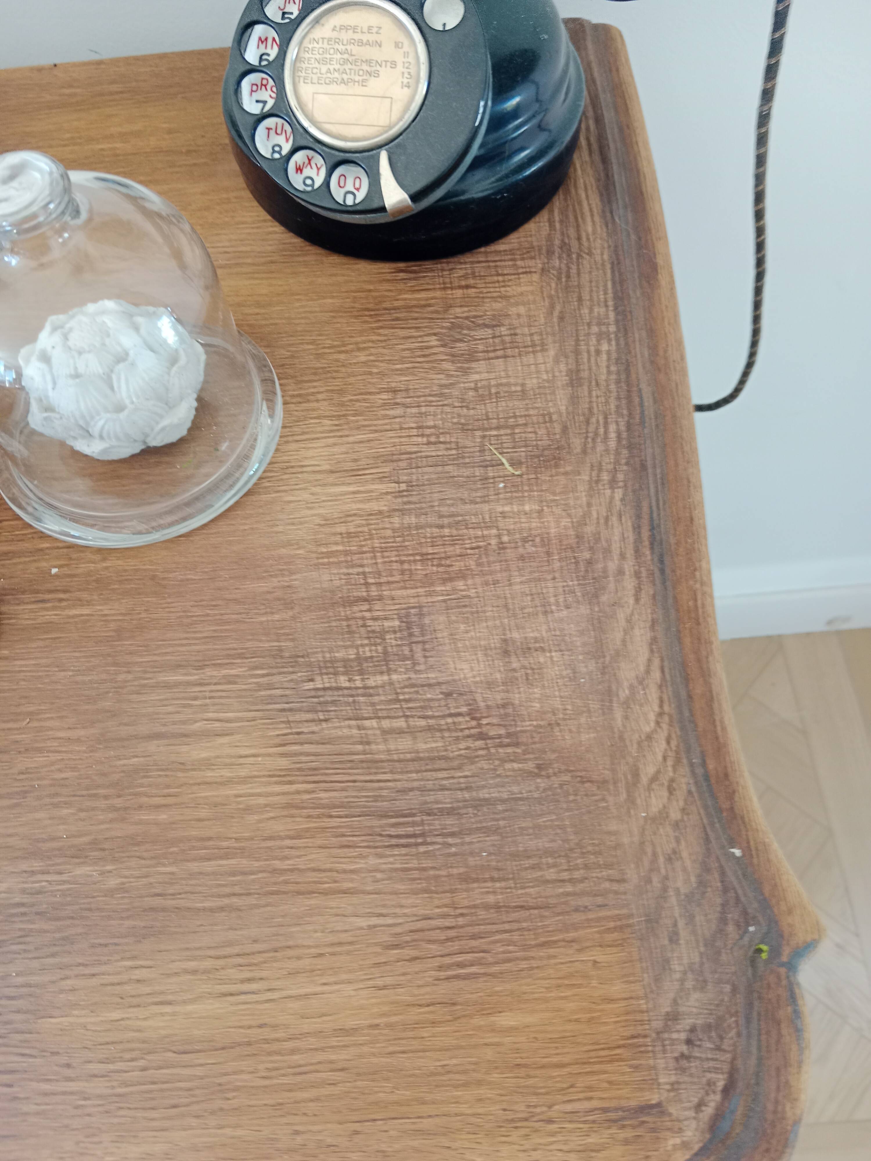 Crossbow chest of drawers