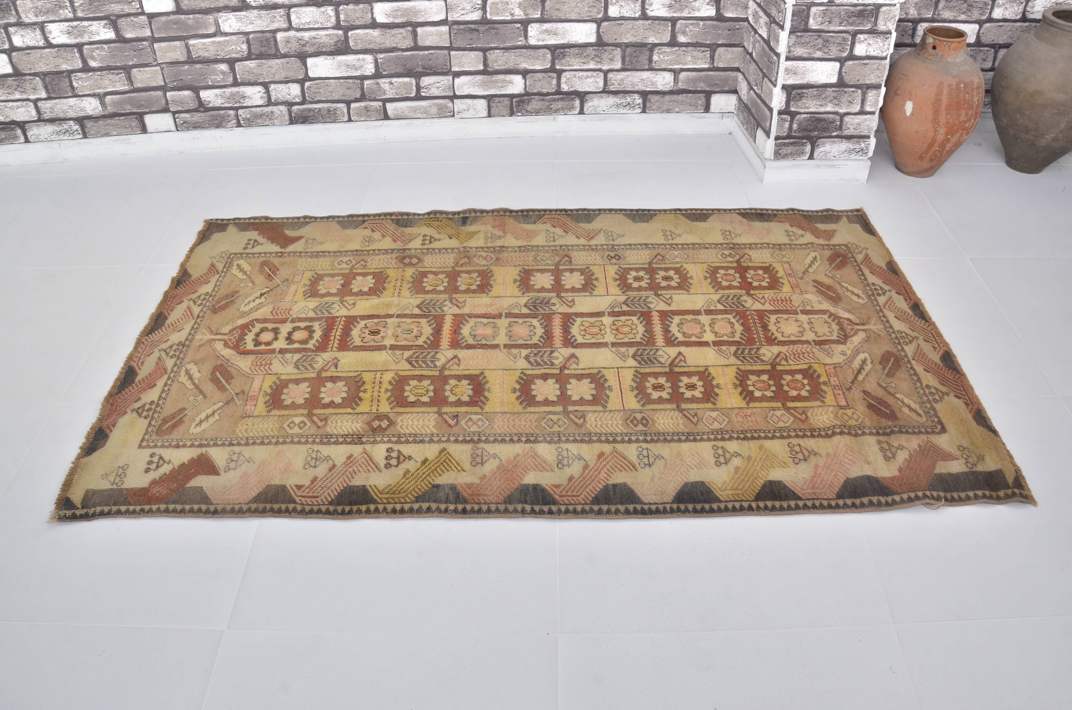 Tapis vintage anatolien neutre sku m98