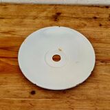Enamelled sheet metal suspension