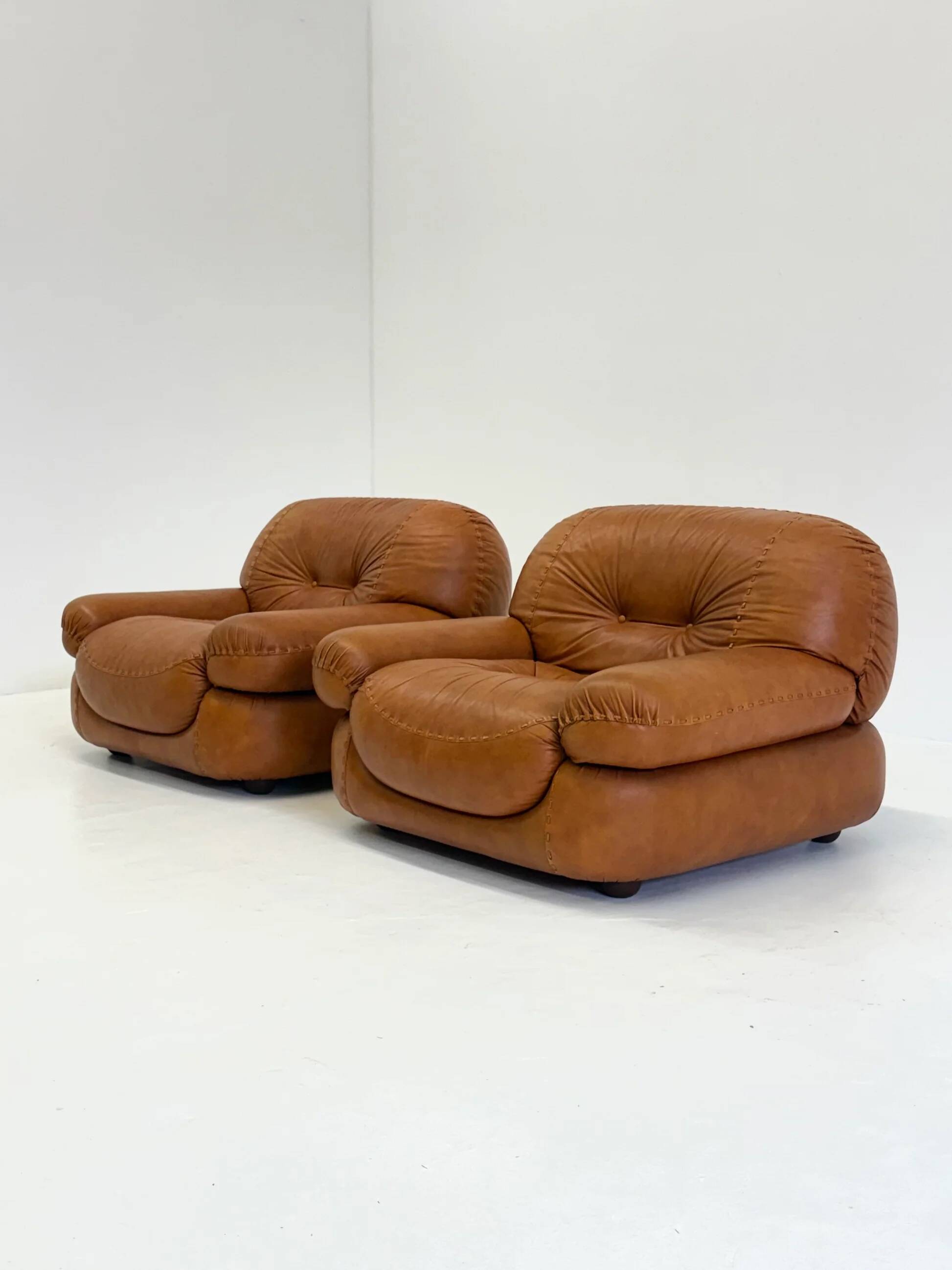 Cognac brown leather Sapporo armchair for Mobil Girgi