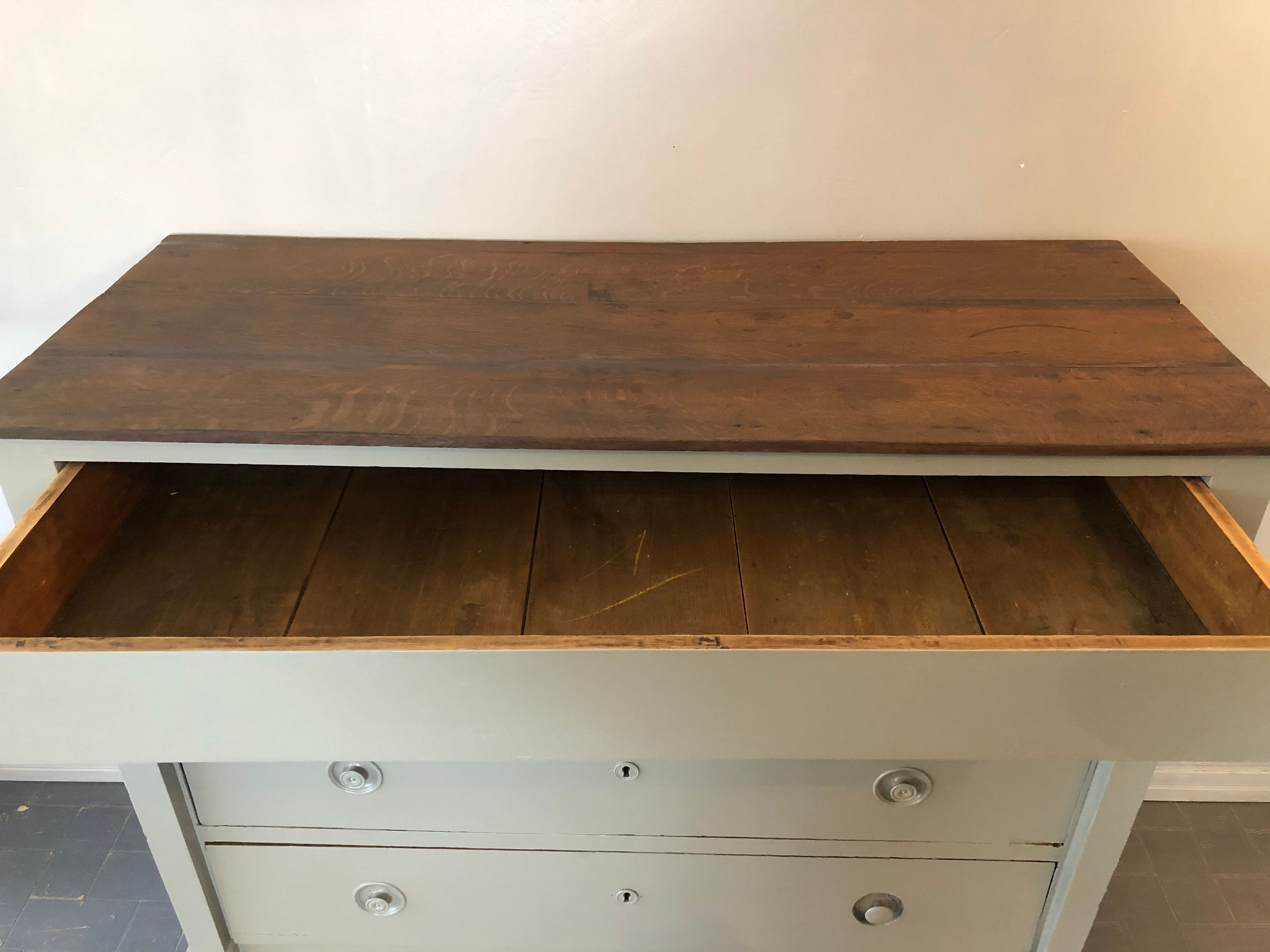 Old-timer 4 drawers