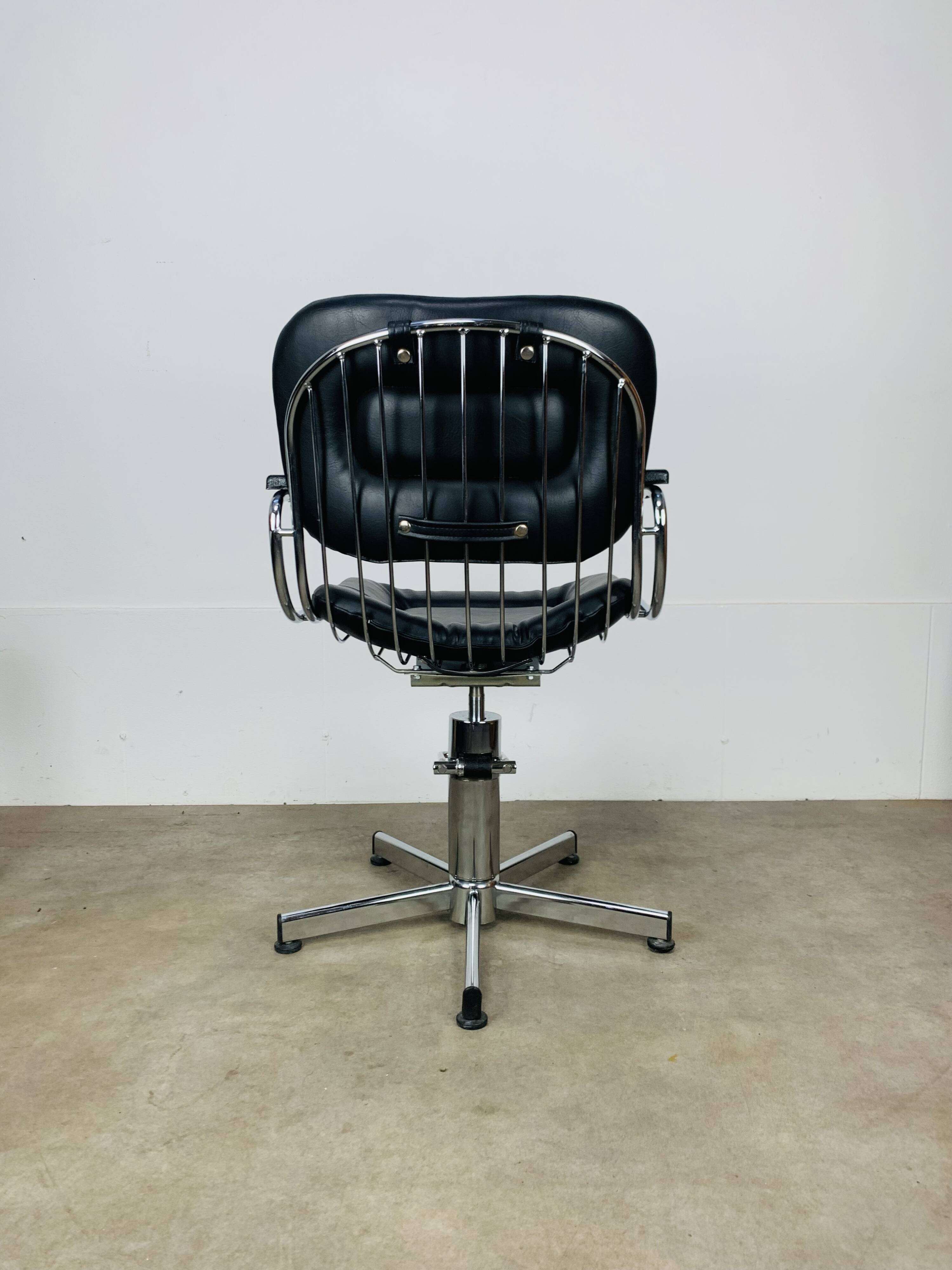 Adjustable and swivel office chair by Gastone Rinaldi