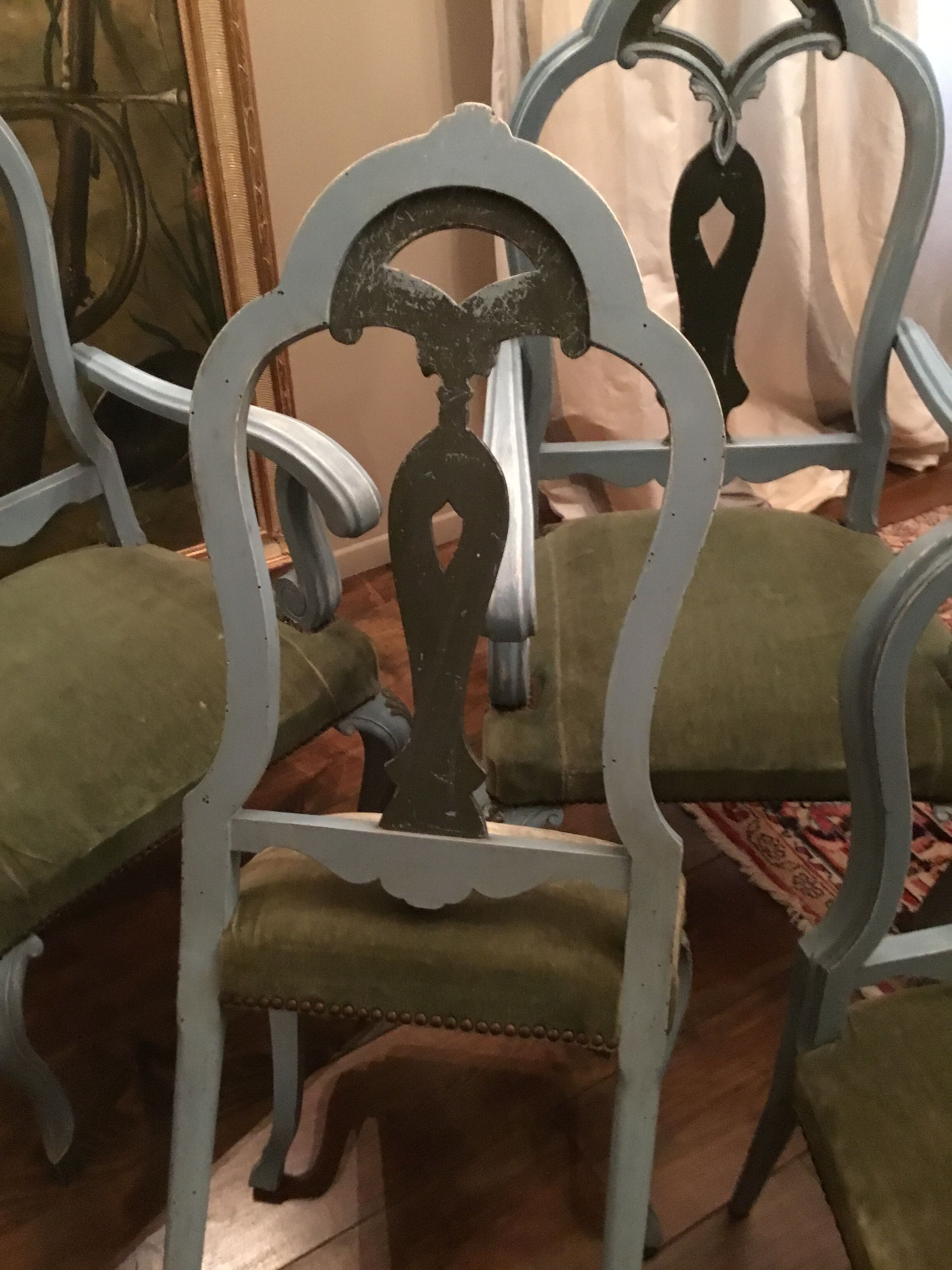Set of 4 chairs in patinated wood Italian baroque style