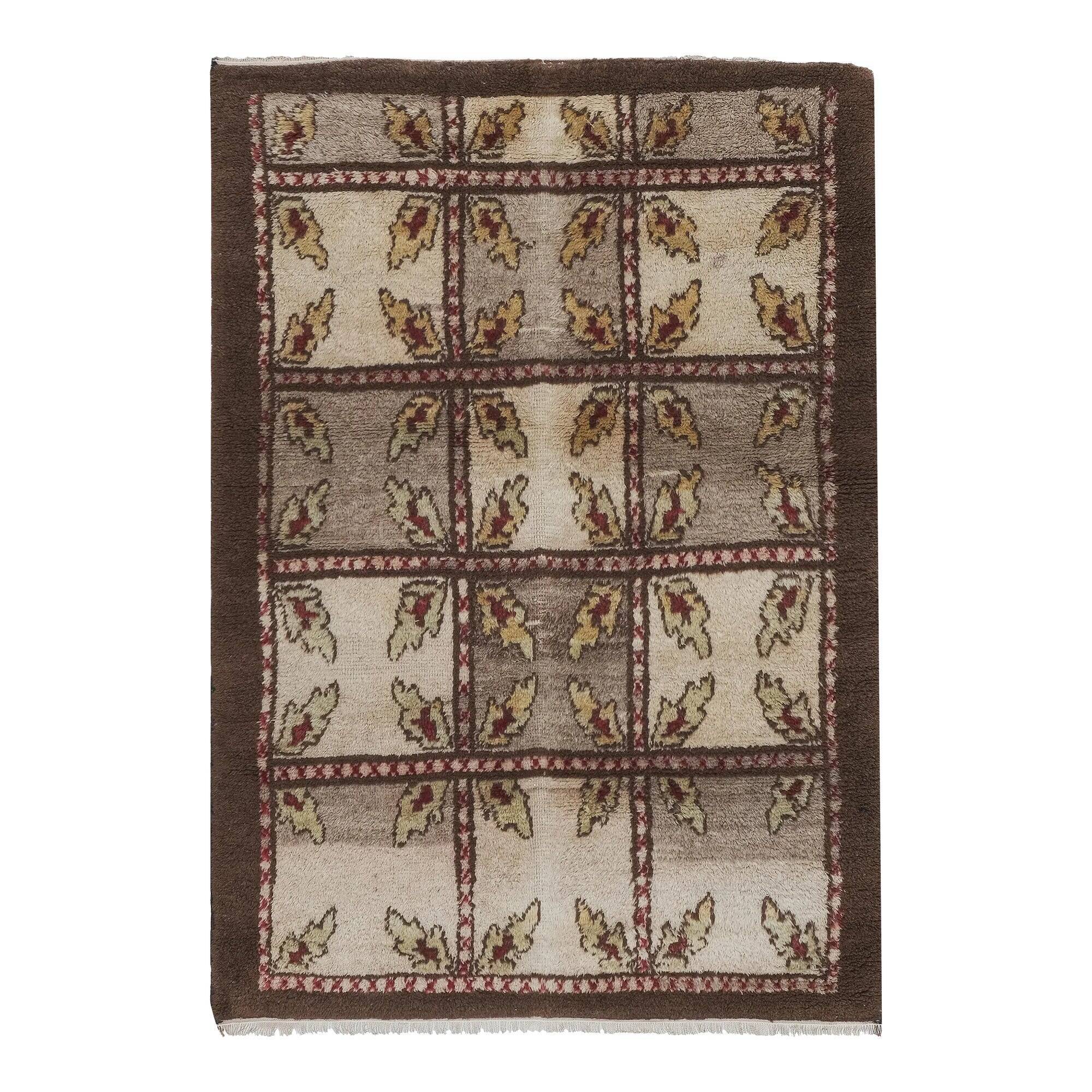 Vintage handmade Turkish rug 117x168 cm