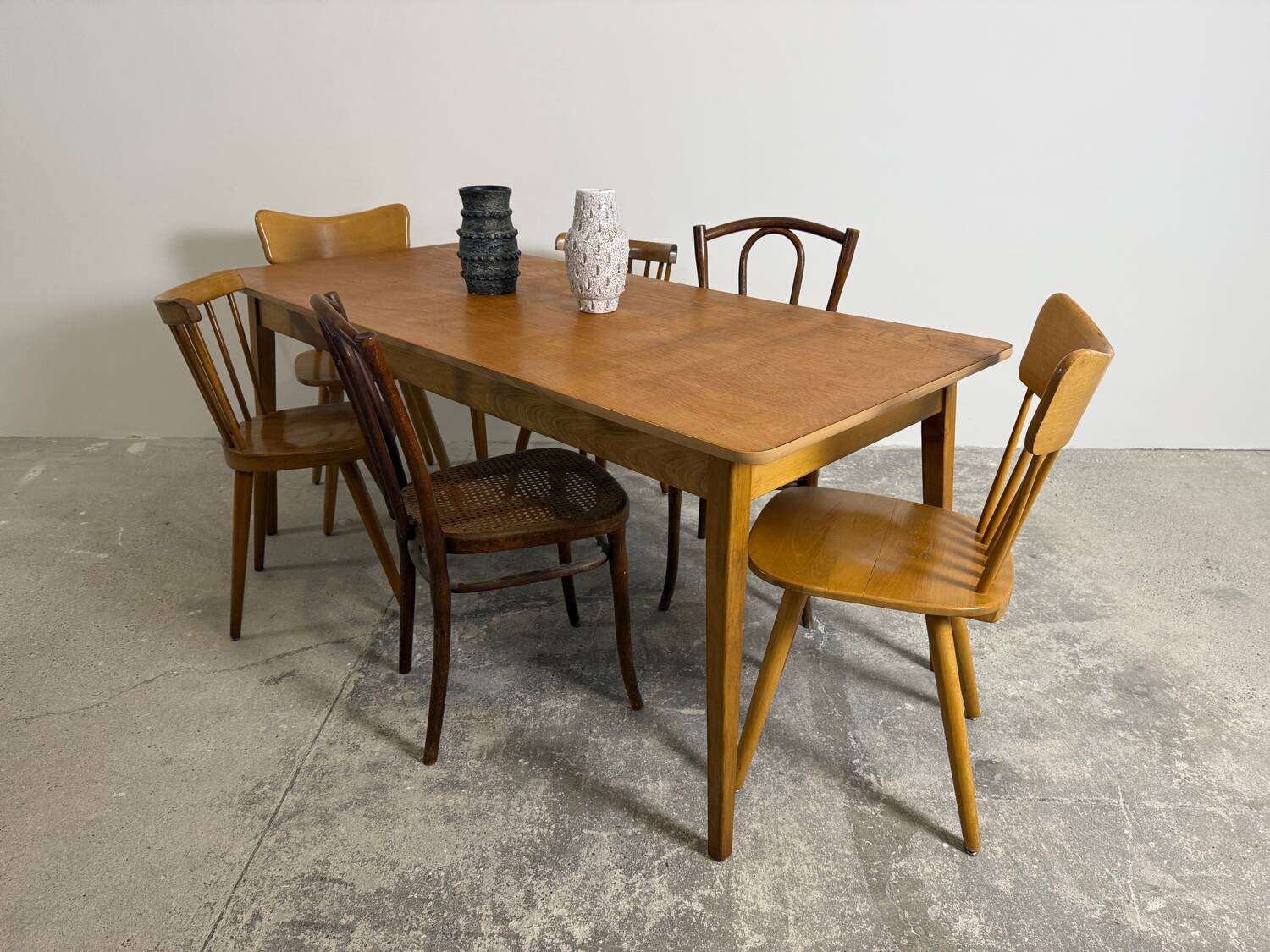Vintage dining table – tapered legs – 1950s-1960s