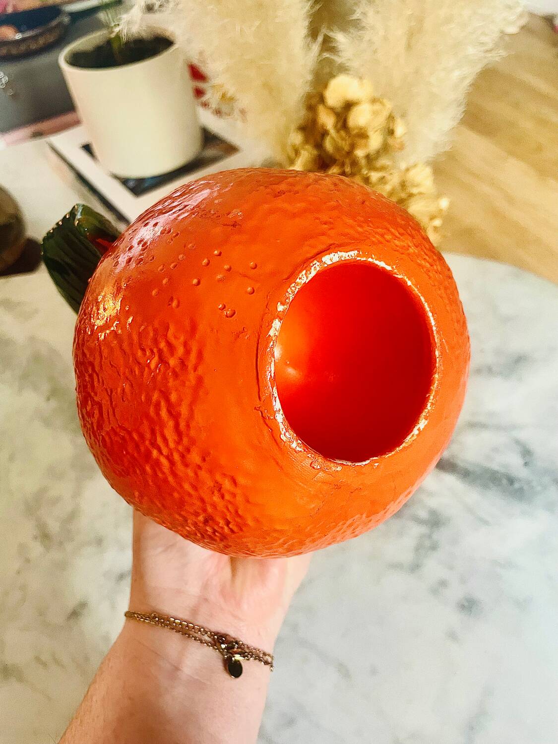 Bouteille en forme d’orange, années 70