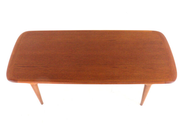 Table basse en teck danois 'Fugslev' - restaurée - bois de teck